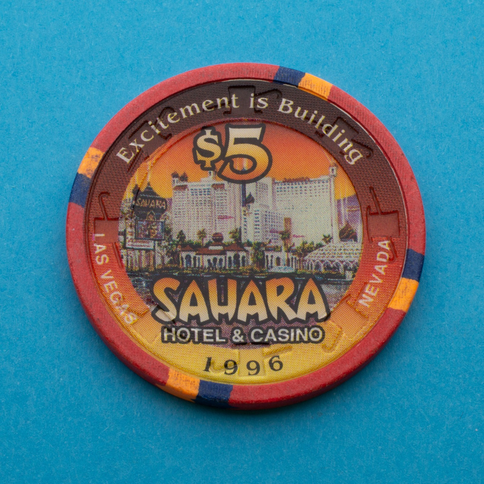 1996 $5 Sahara Casino Poker Chip Las Vegas - Excitement is Building Edition