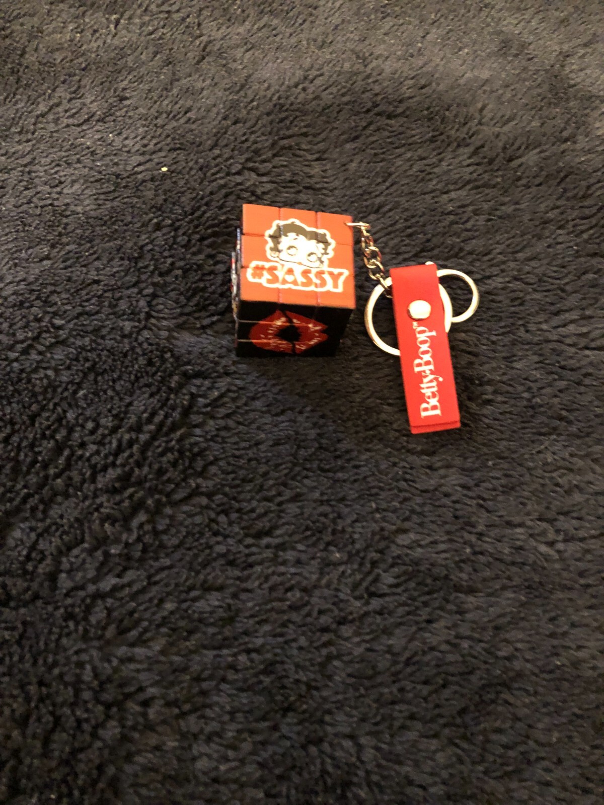 2024 FLEISCHER BETTY BOOP RUBIC CUBE KEYCHAIN & KEY RING 2024 FLEISCHER BETTY BOOP RUBIC CUBE KEYCHAIN & KEY RING