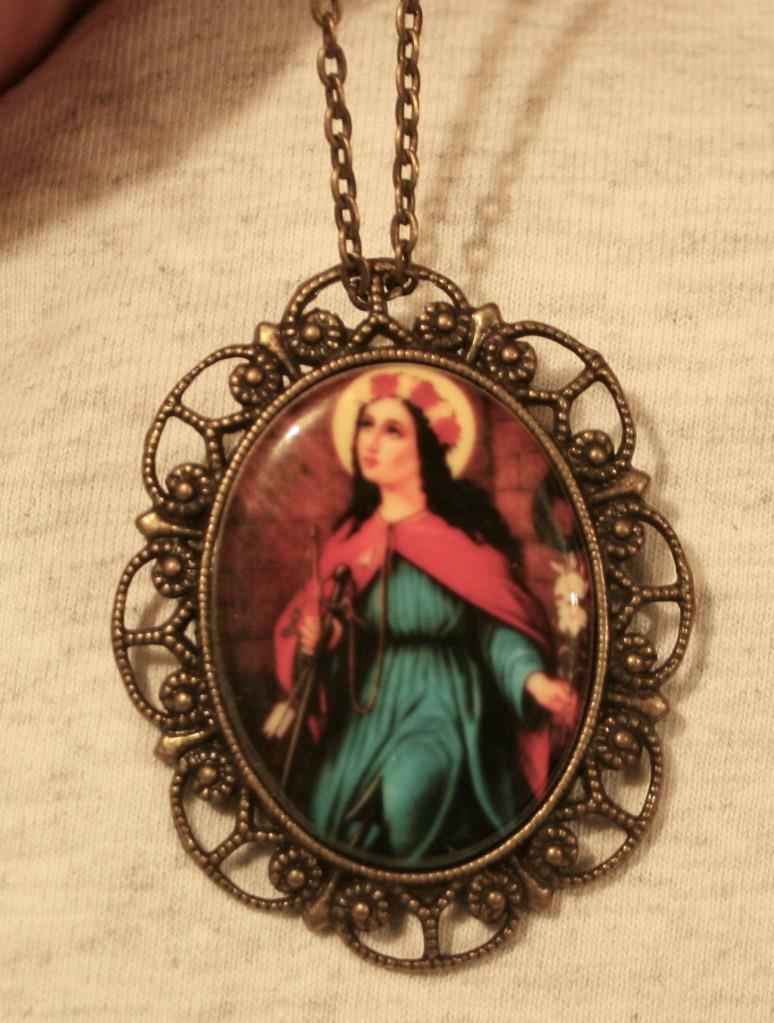 Scallop Rim Brasstn Warm Tone Saint Philomena Porcelain Cameo Medal Necklace Pin