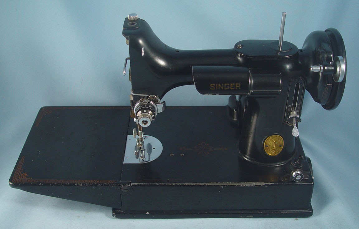 1947 Original Singer 221 Featherweight HULL ONLY - RESTORATION- PARTS