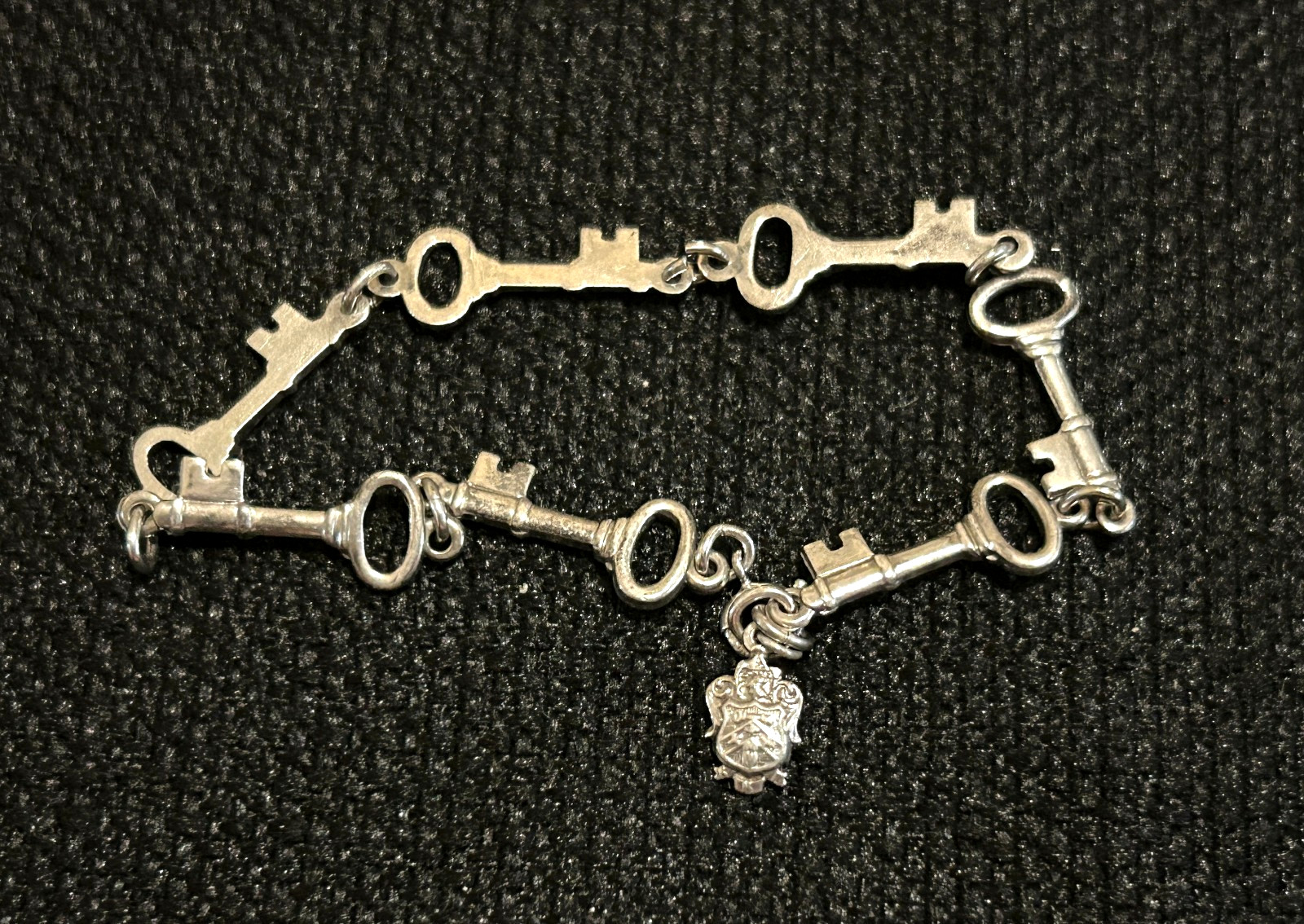VINTAGE Kappa Kappa Gamma sorority sterling silver key link crest bracelet OLD