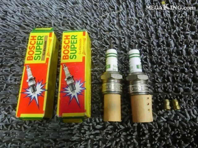 Brand new Bosch W9DC spark plugs 0.80mm gap for JA71, JA51, and SJ40 Jimny 2 pie