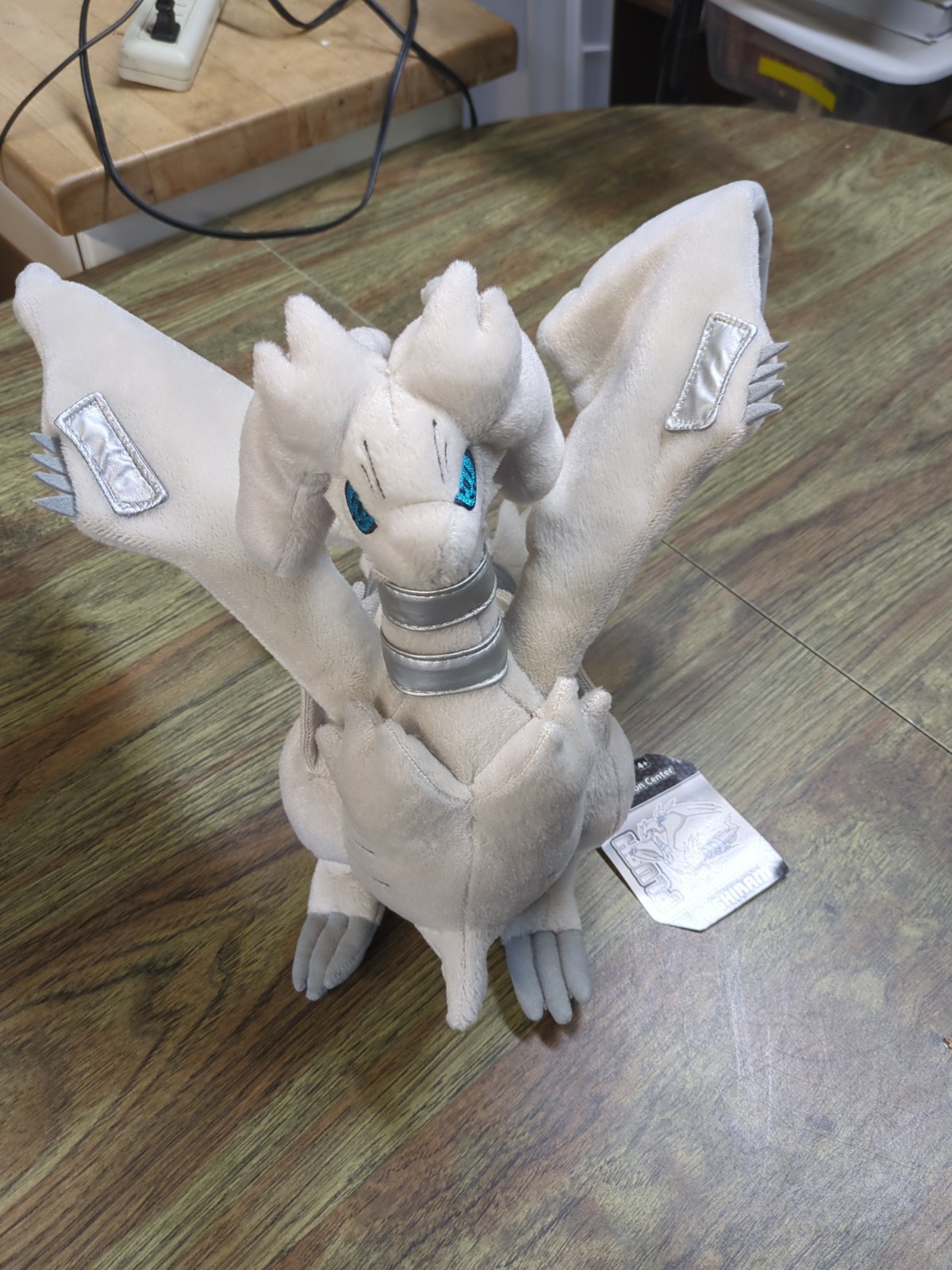 Reshiram Pokemon Center Original 2011 Plush With Tag Minor Flaws