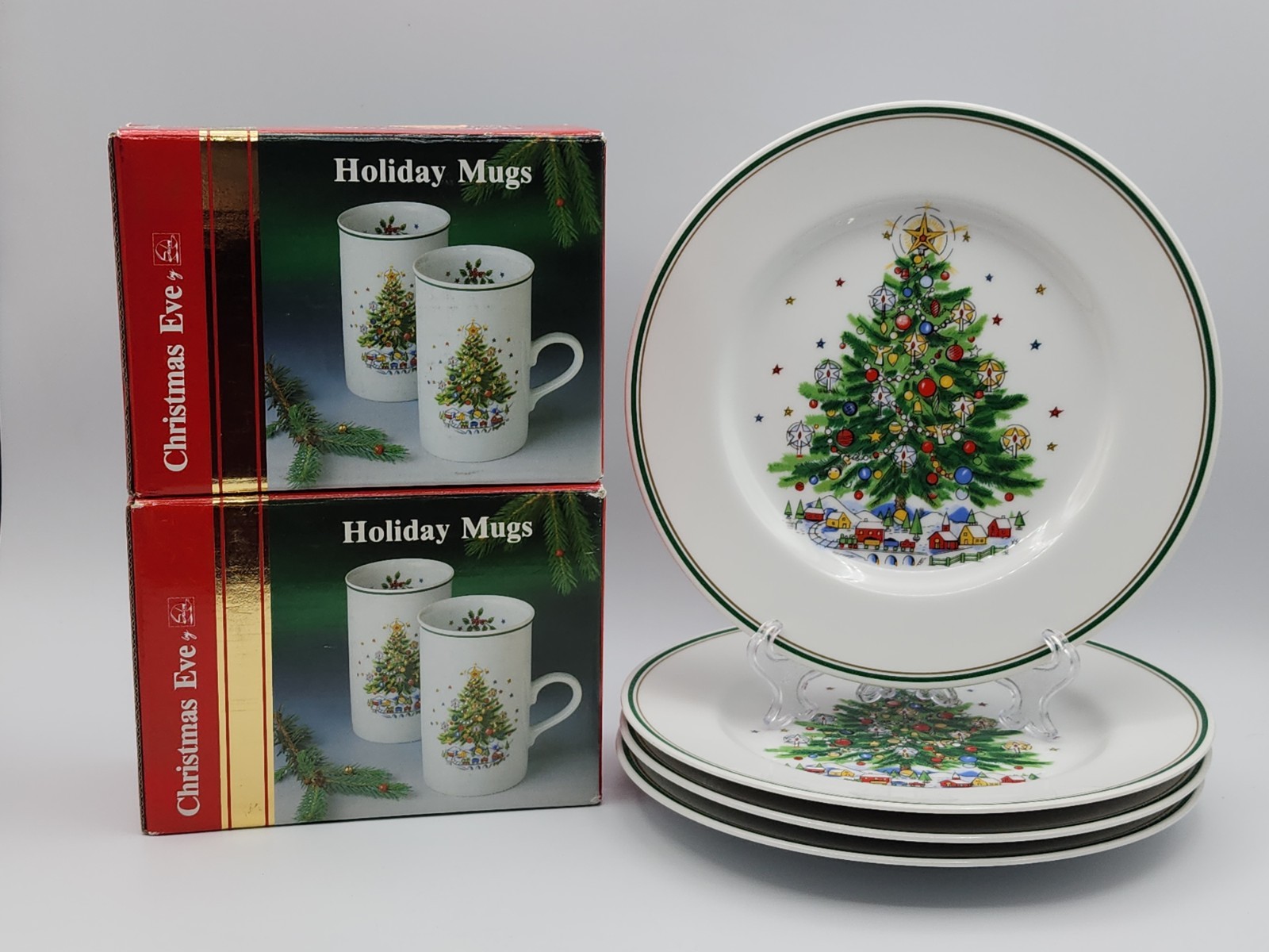 Salem Christmas Eve Salad/Dessert Plates 8 1/8\