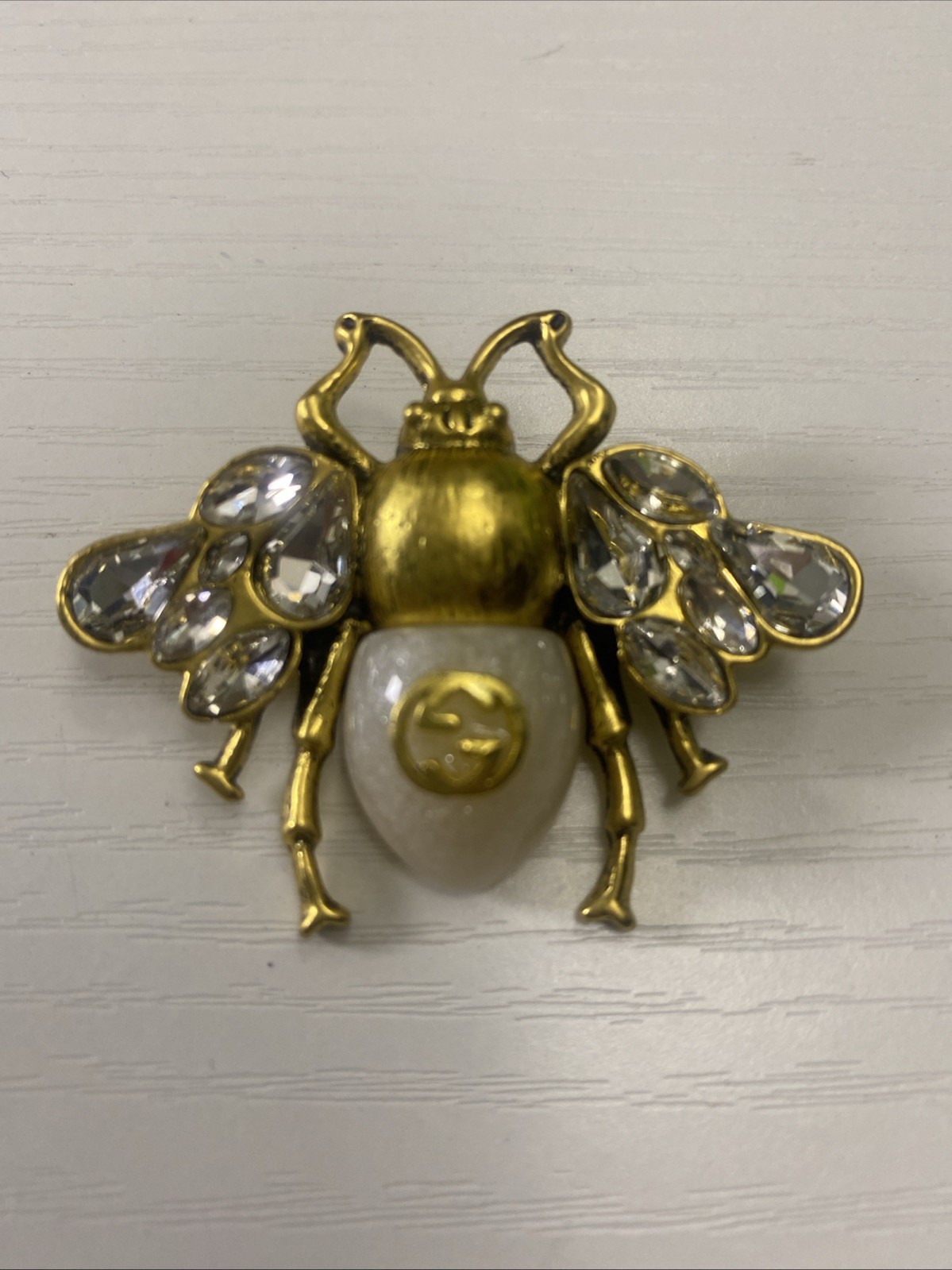 Gucci Goldtone Metal/Crystal GG Bee Brooch / Pin Made in Italy Gucci Goldtone Metal/Crystal GG Bee Brooch / Pin Made in Italy