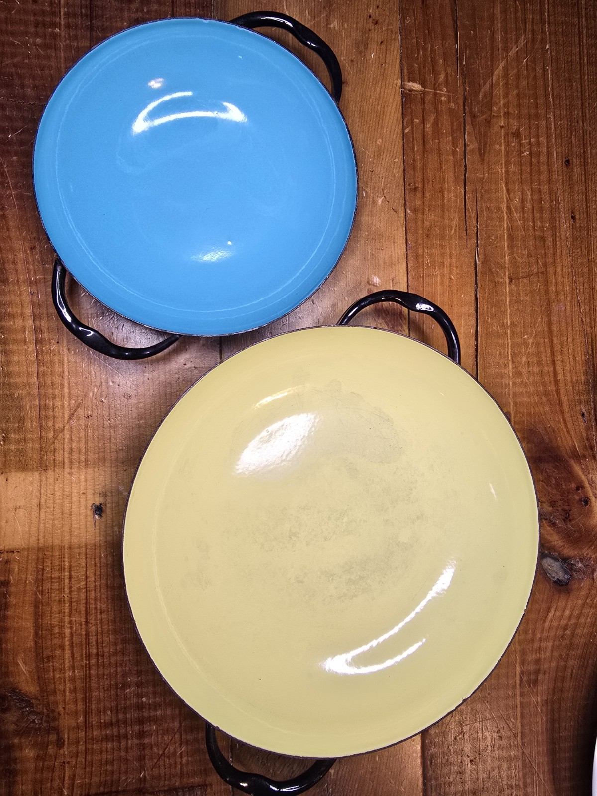 vintage Caravelle Sizzling Servers Enamel Pans MCM Retro