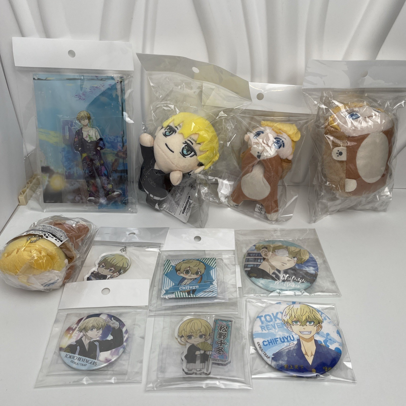 Tokyo Revengers Chifuyu Matsuno Collectible Lot Of 11 Plush Keychains Can Badge