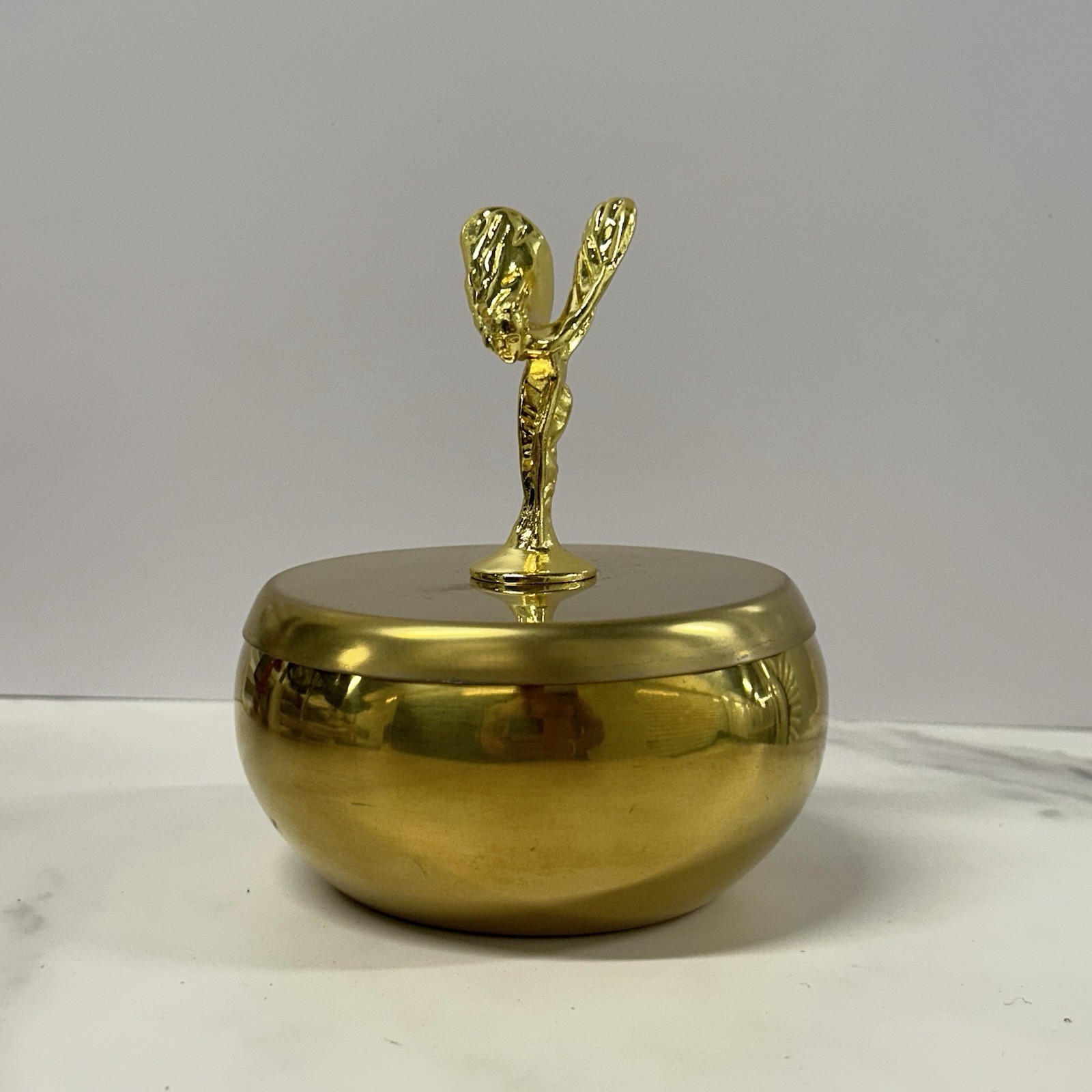 Rolls Royce Gold Cigar Ashtray Spirit of Ecstasy Classy Classic Design Small