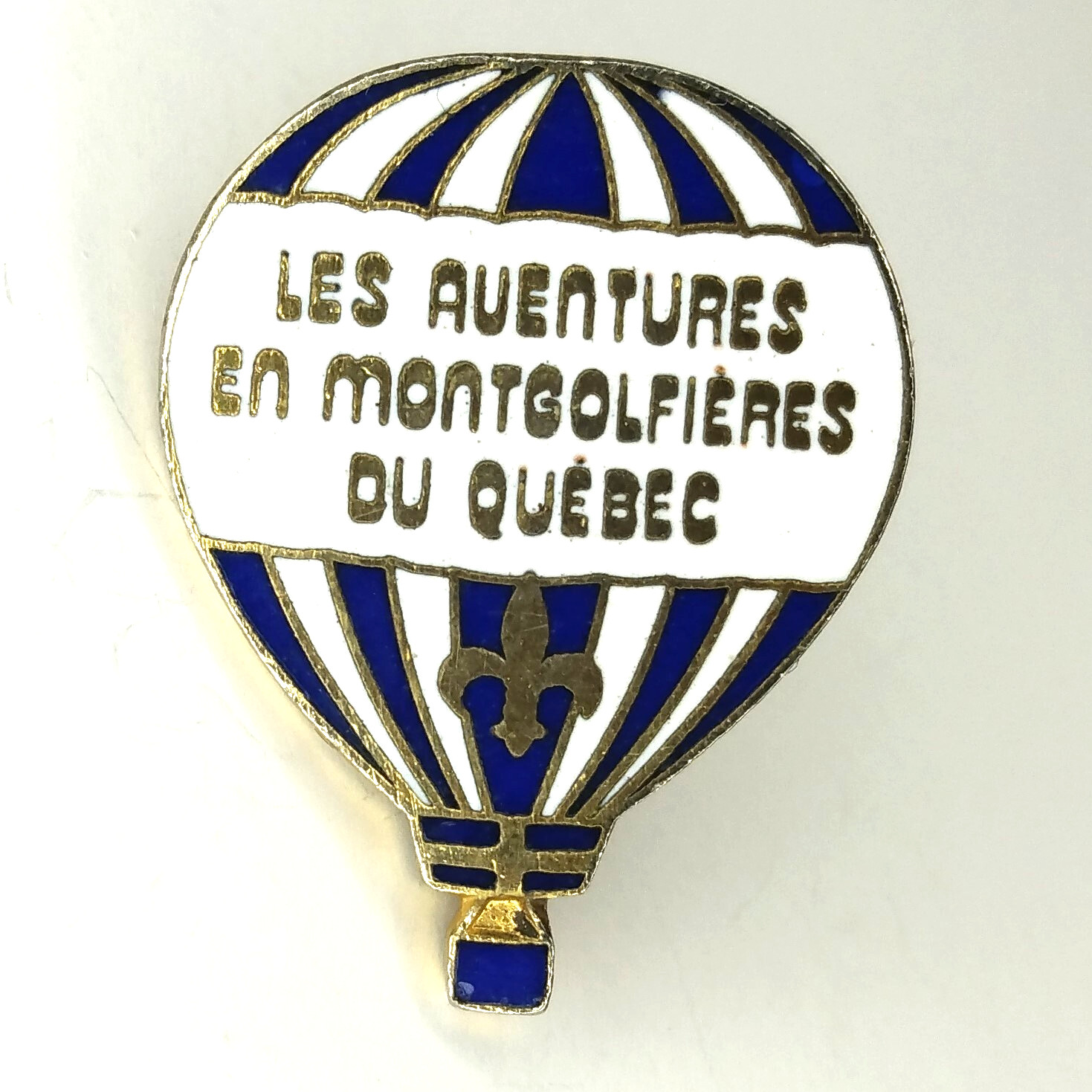 Les Aventures En Montgolfieres Du Quebec Hot Air Balloon Pin Vintage Canada RARE