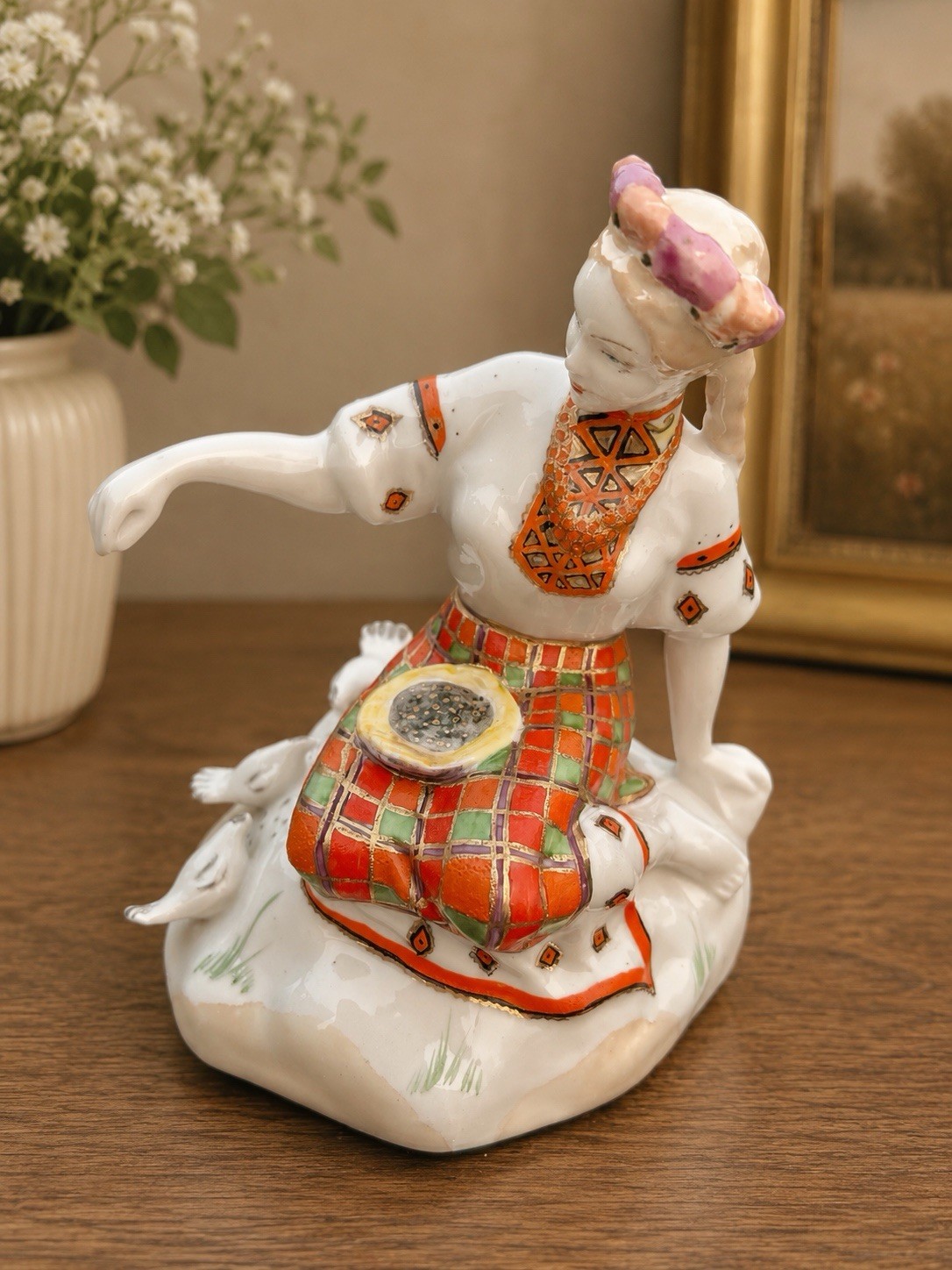 “Ukrainian Girl Feeding Pigeons” Porcelain Figurine Polonne ZKX