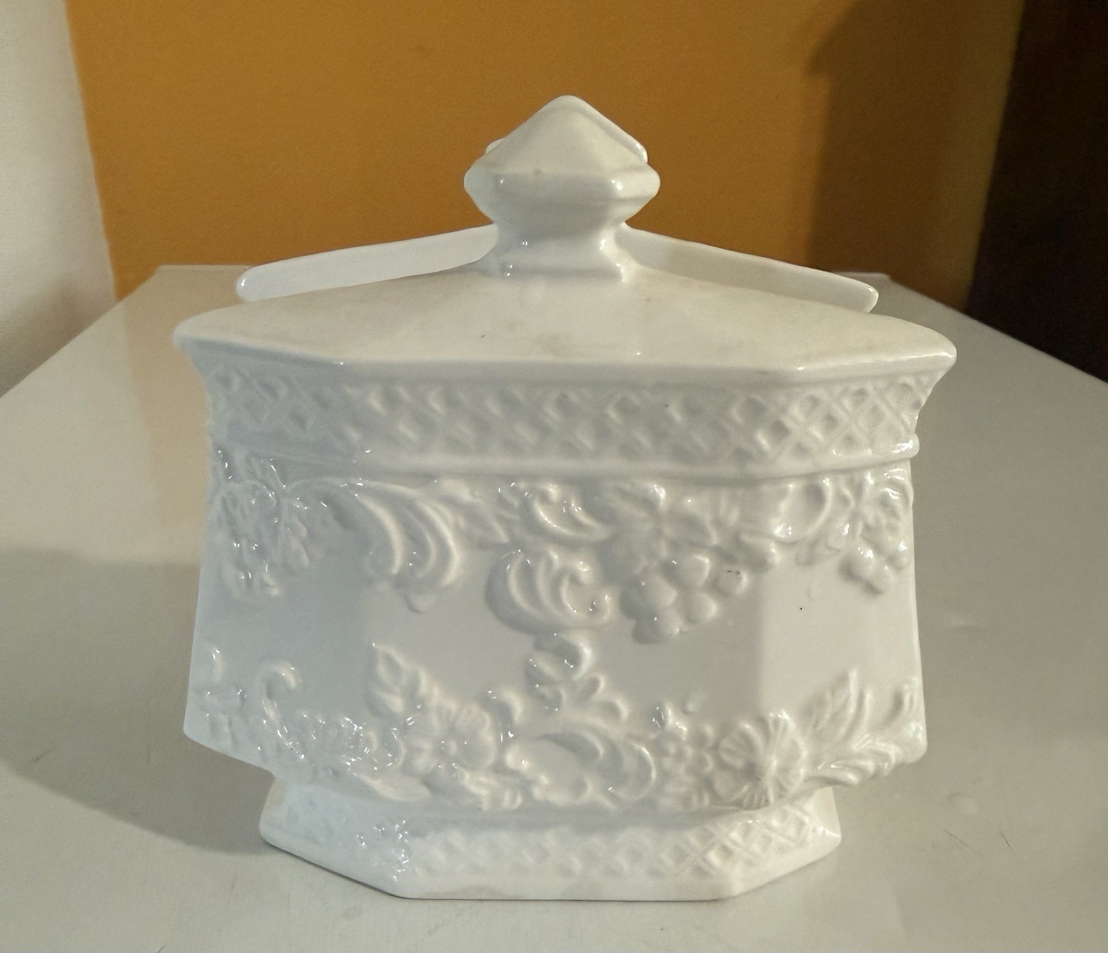 Vintage Milk White  Imperial Ceramic Lefton Napkin Holder With Grape Design