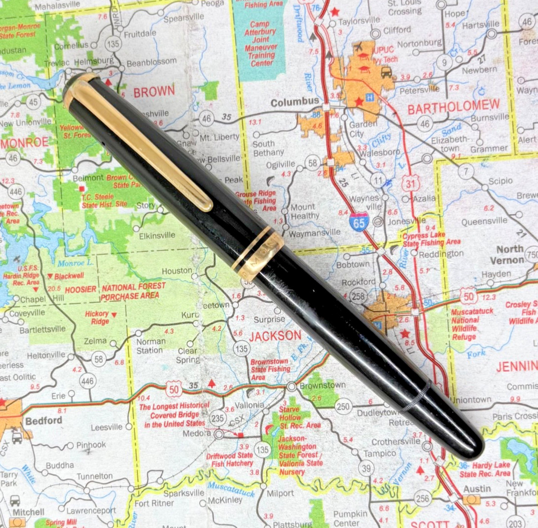 Vintage 1950s Montblanc 252 Fountain Pen w/ 14C .585 Montblanc gold nib - works Vintage 1950s Montblanc 252 Fountain Pen w/ 14C .585 Montblanc gold nib - works