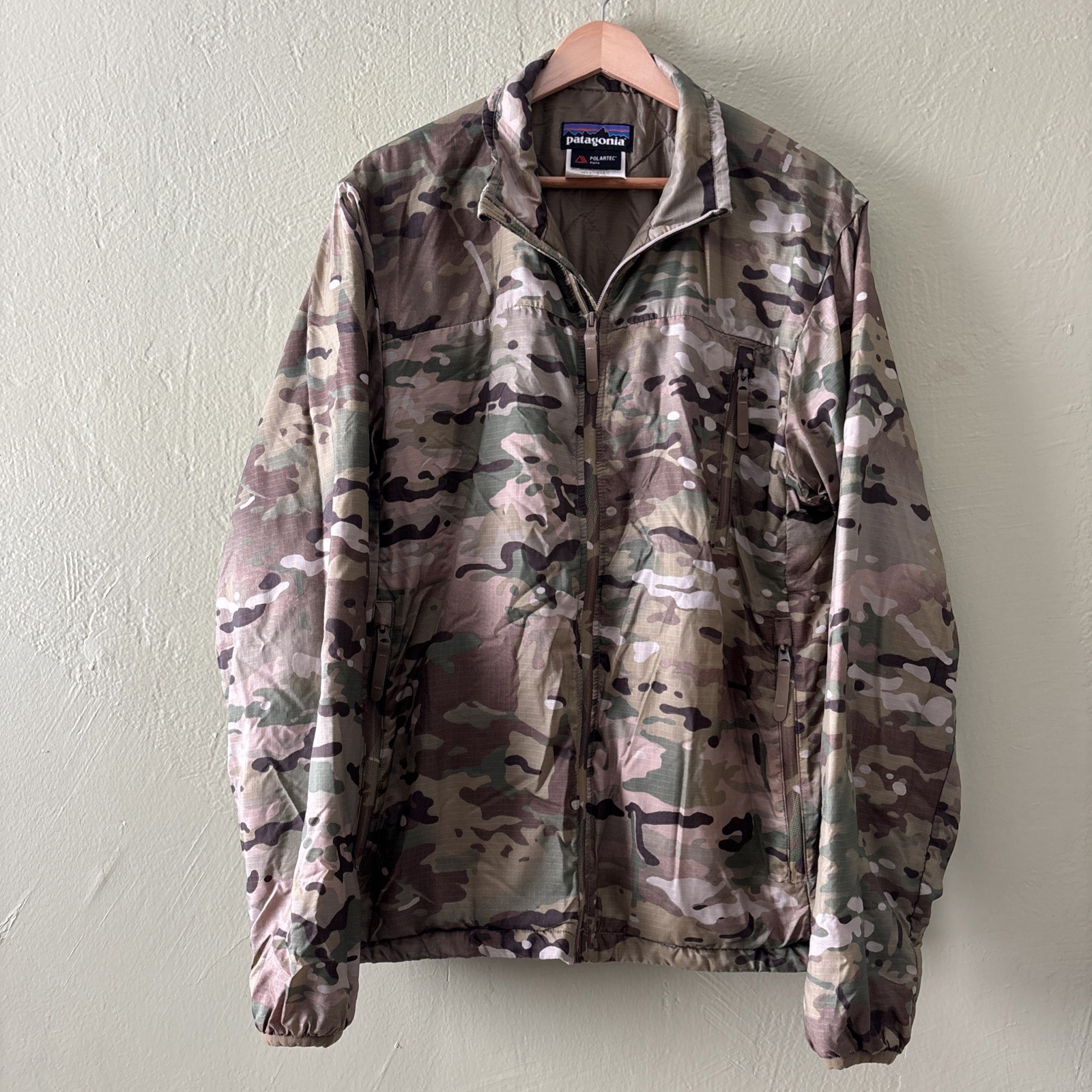 Patagonia PCU Level 3A Jacket Multicam Medium Regular