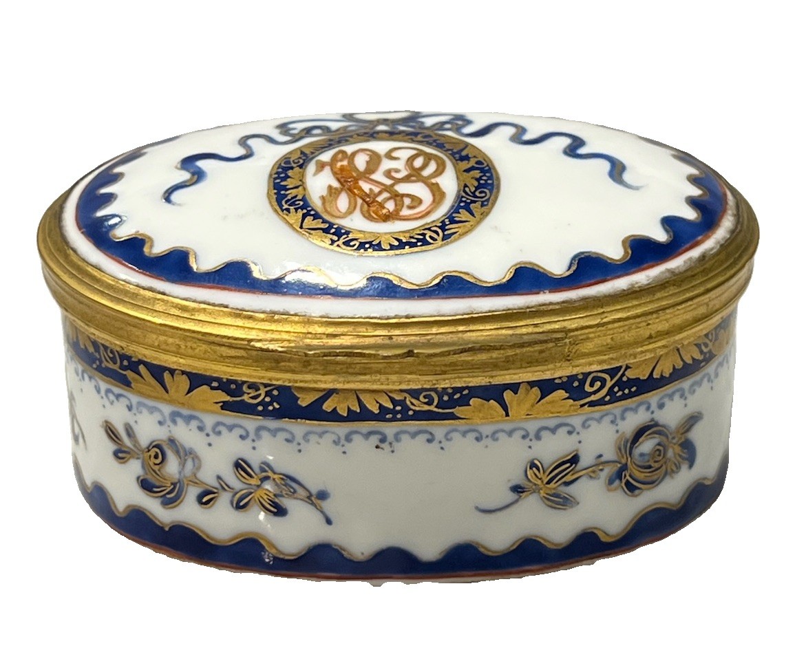 Antique Continental Porcelain Snuff Box Gilt Metal Monogram c1800 European Antique Continental Porcelain Snuff Box Gilt Metal Monogram c1800 European