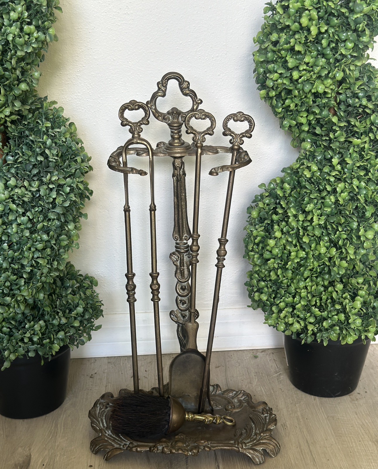 Vintage Brass Rococo Style 5-Piece Fireside Companion Set Fireplace Tools 21”