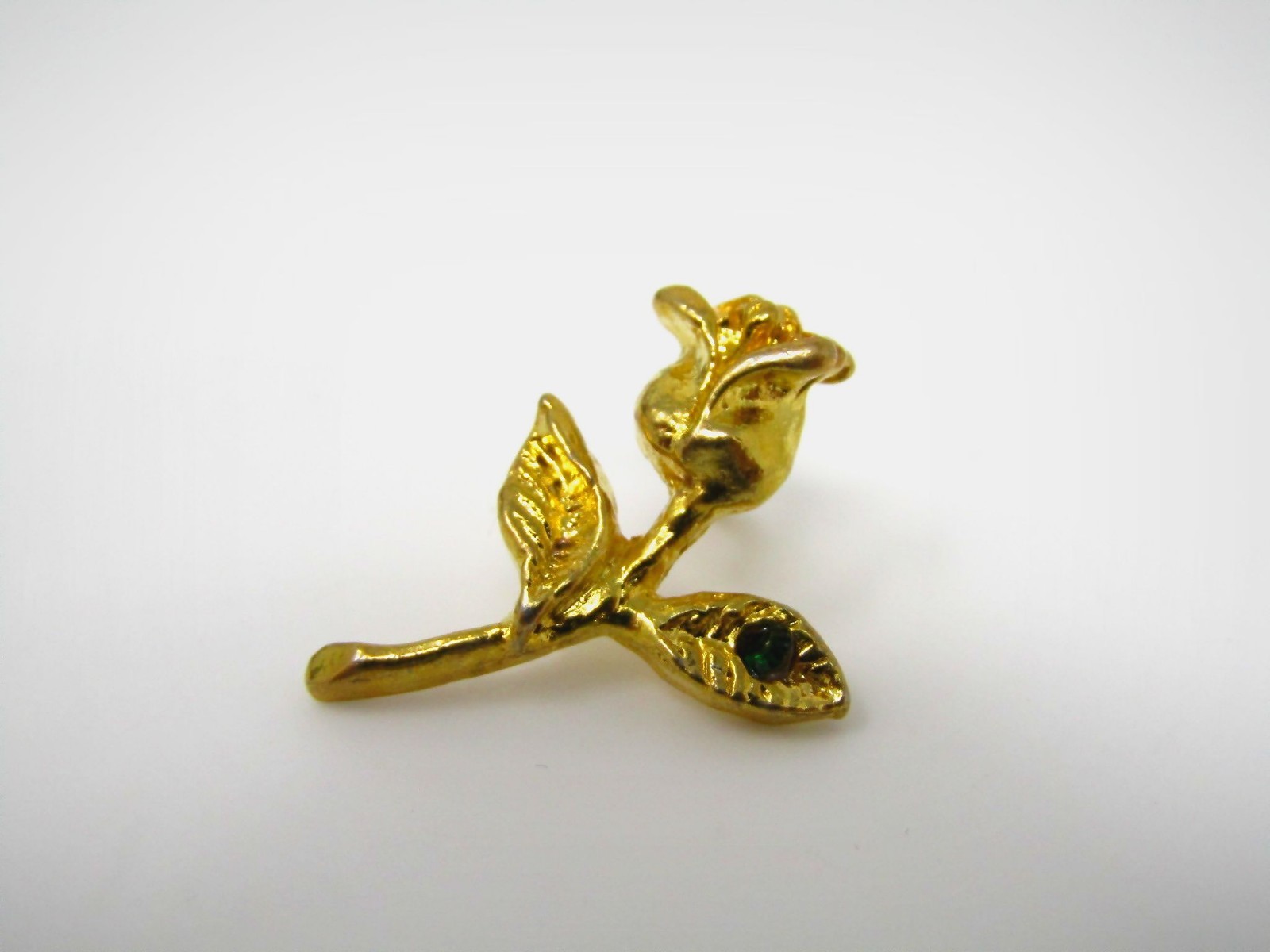 Vintage Gold Tone Rose Pin Brooch Green Rhinestone Leaf Accent Flower Lapel Pin