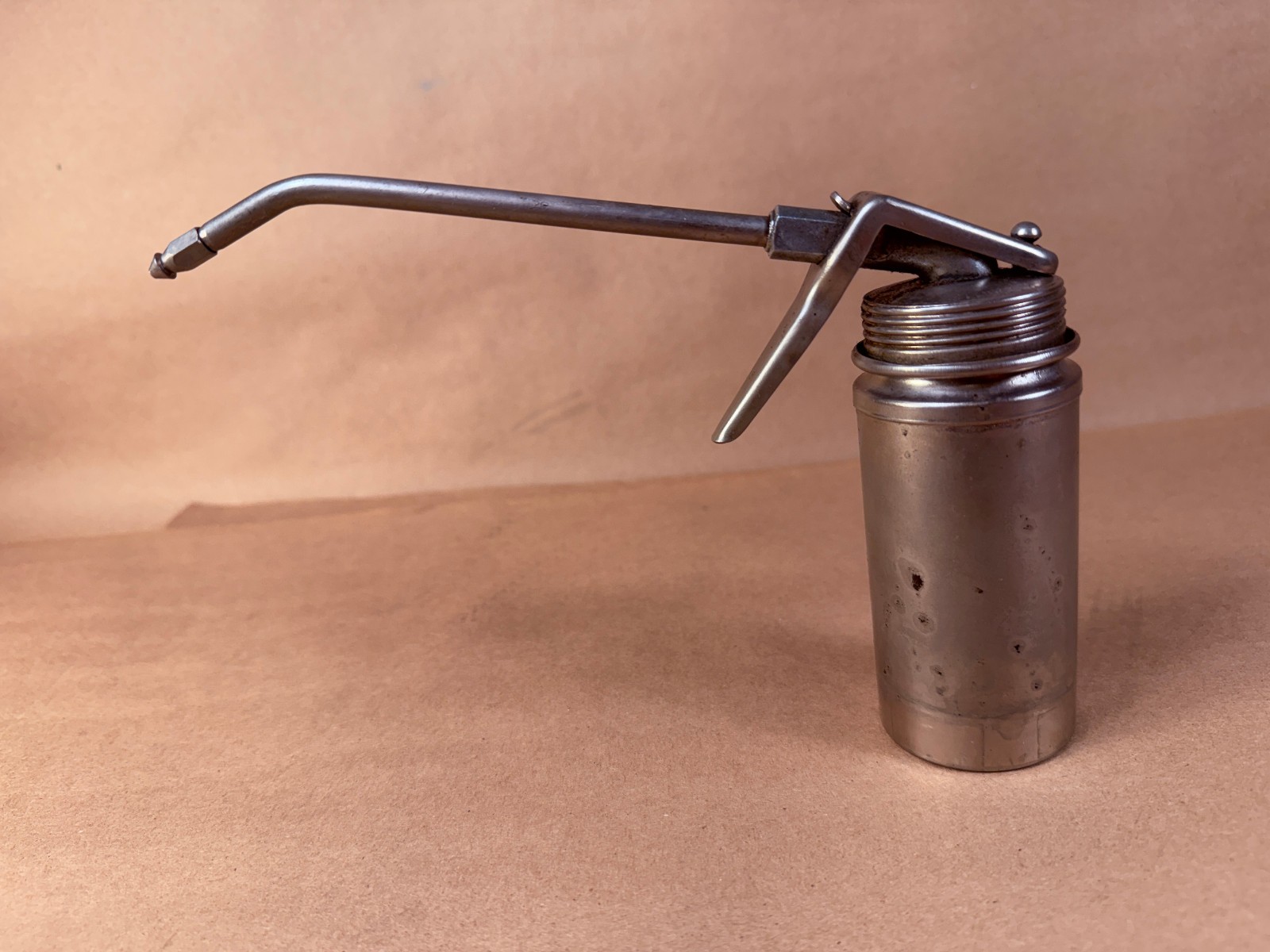 Nice - Vintage K-P Mfg. USA Pump Oiler Can Metal - Works -  