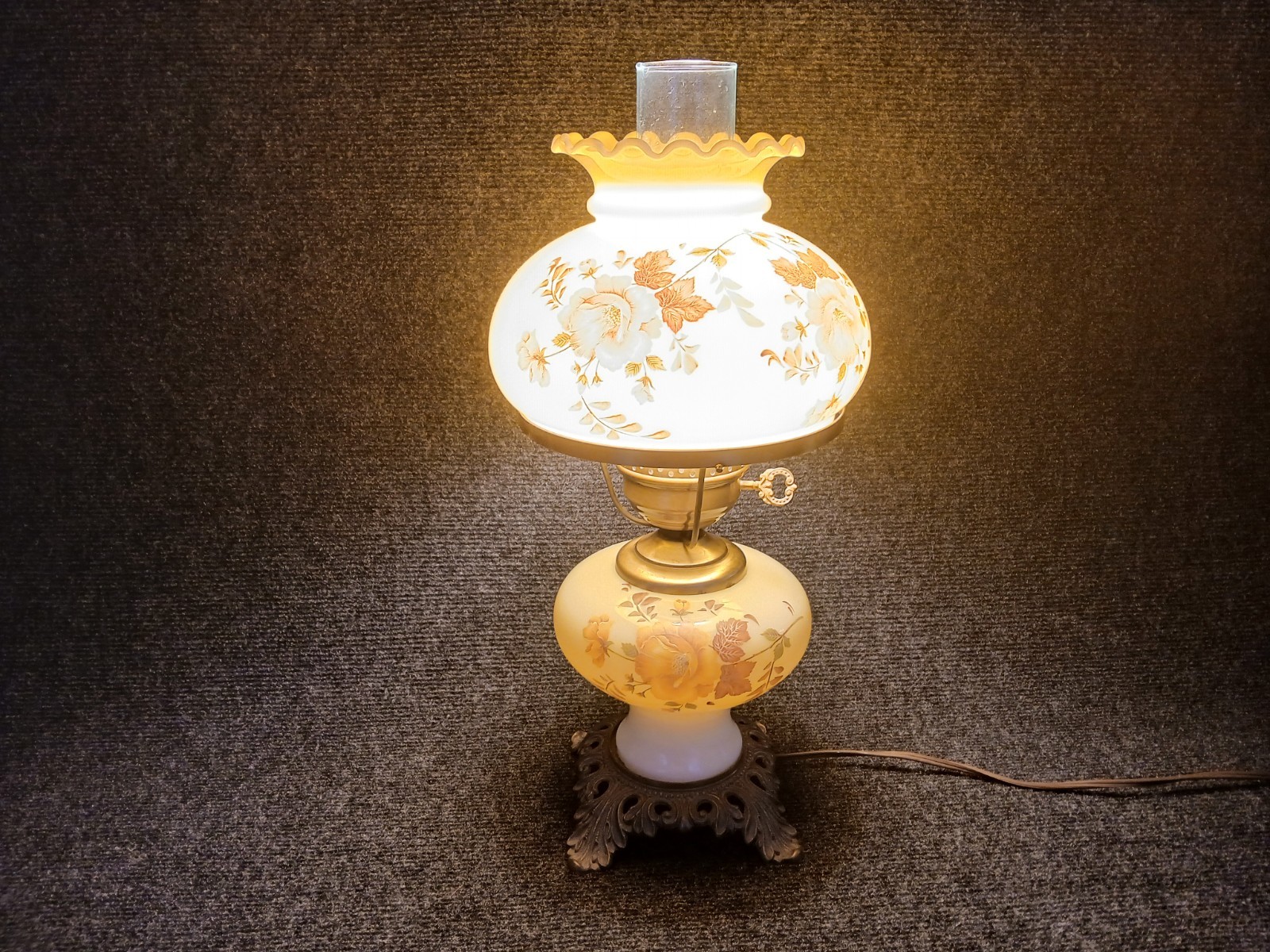 Vintage Gone with the Wind Hurricane Lamp - GWTW Parlor Lamp - L&L MFG  3-Way