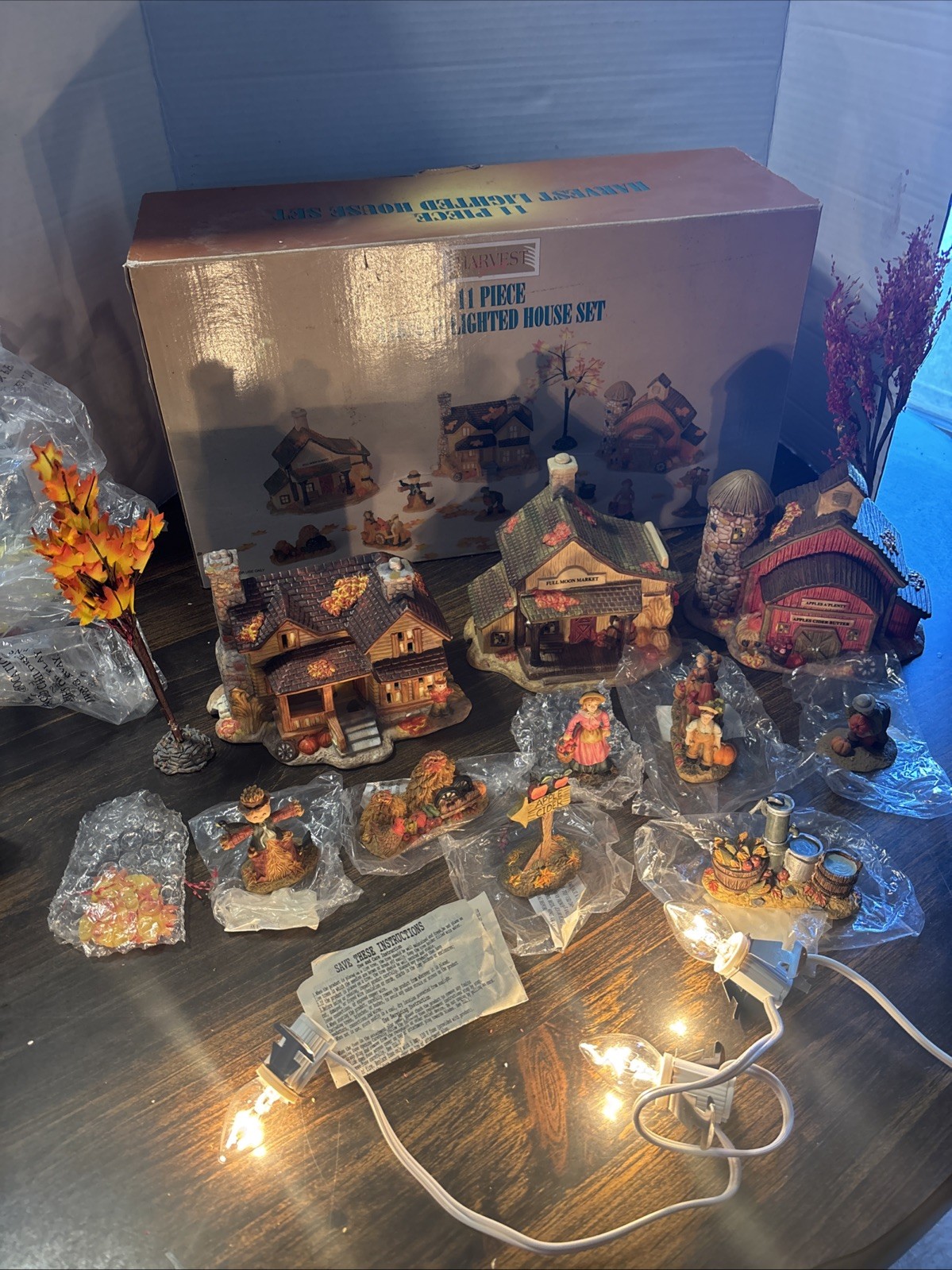 Harvest Bounty 11 Piece Harvest Lighted House Set Fall Decor Thanksgiving HTF Harvest Bounty 11 Piece Harvest Lighted House Set Fall Decor Thanksgiving HTF