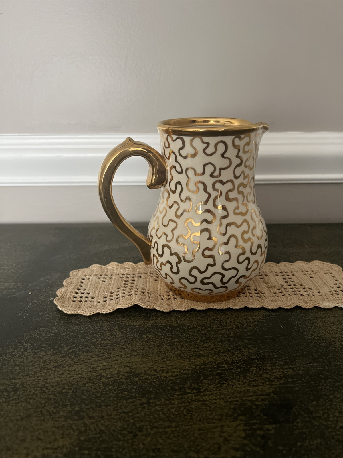 Vintage Sudlow\'s Burslem Creamer  without lid England 0657 gold squiggles EUC