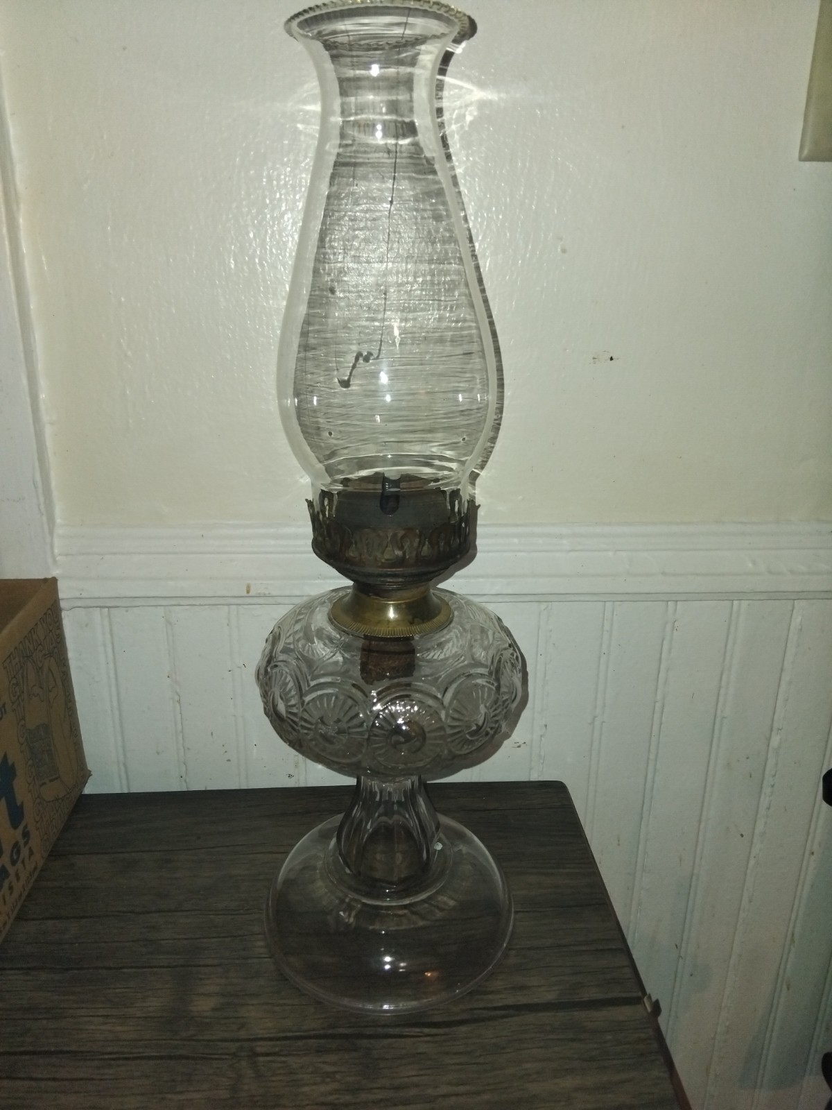 Antique EAPG Swirled Rosettes Glass Oil Lamp 1880-1900 18
