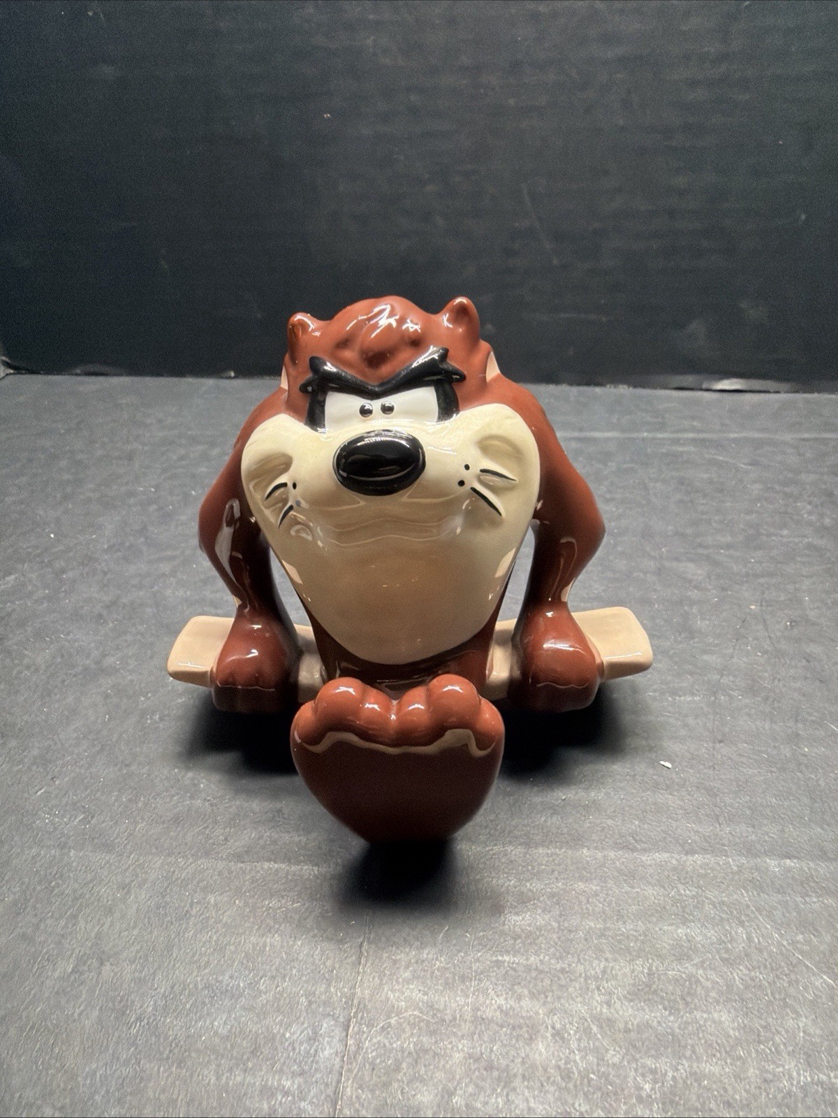 Vintage 1998 WB Tasmanian Devil Figurine Wall Hook Used