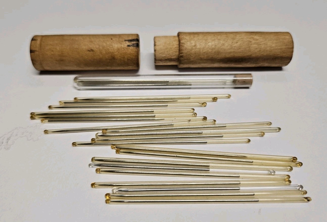 Antique Vintage Medical Sealed Glass Tube Needles 20 Pieces RARE