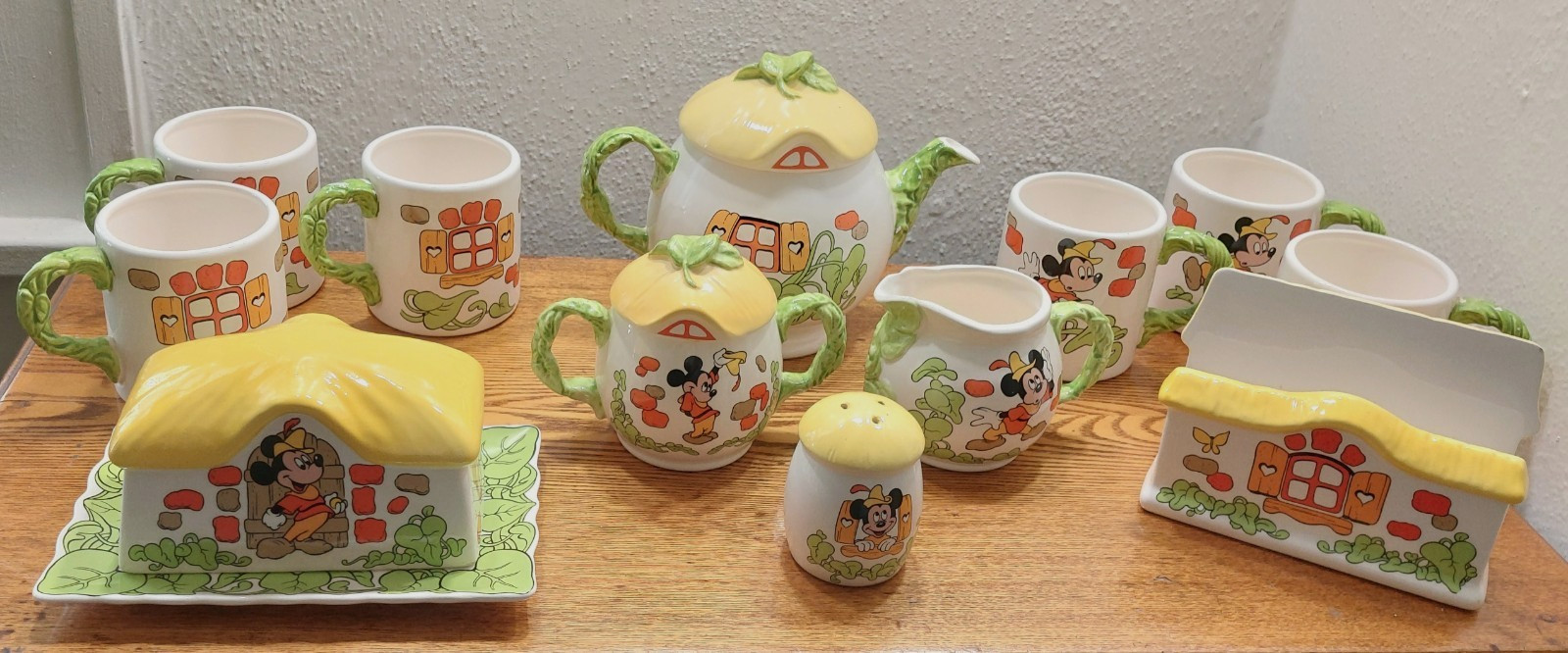 Vtg Royal Orleans Disney Mickey & the Beanstalk 12 pc. Tableware Set, NO CRAZING Vtg Royal Orleans Disney Mickey & the Beanstalk 12 pc. Tableware Set, NO CRAZING