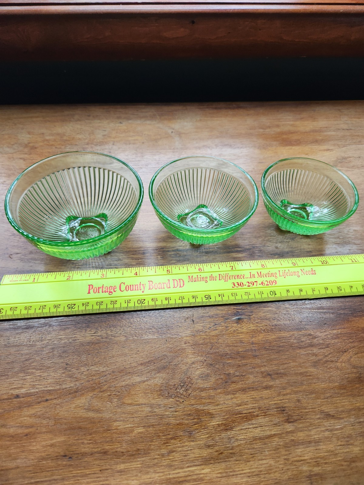 Child's Nesting Bowls Mosser Glass Barnes Stacy Marie, Depression Green Child's Nesting Bowls Mosser Glass Barnes Stacy Marie, Depression Green