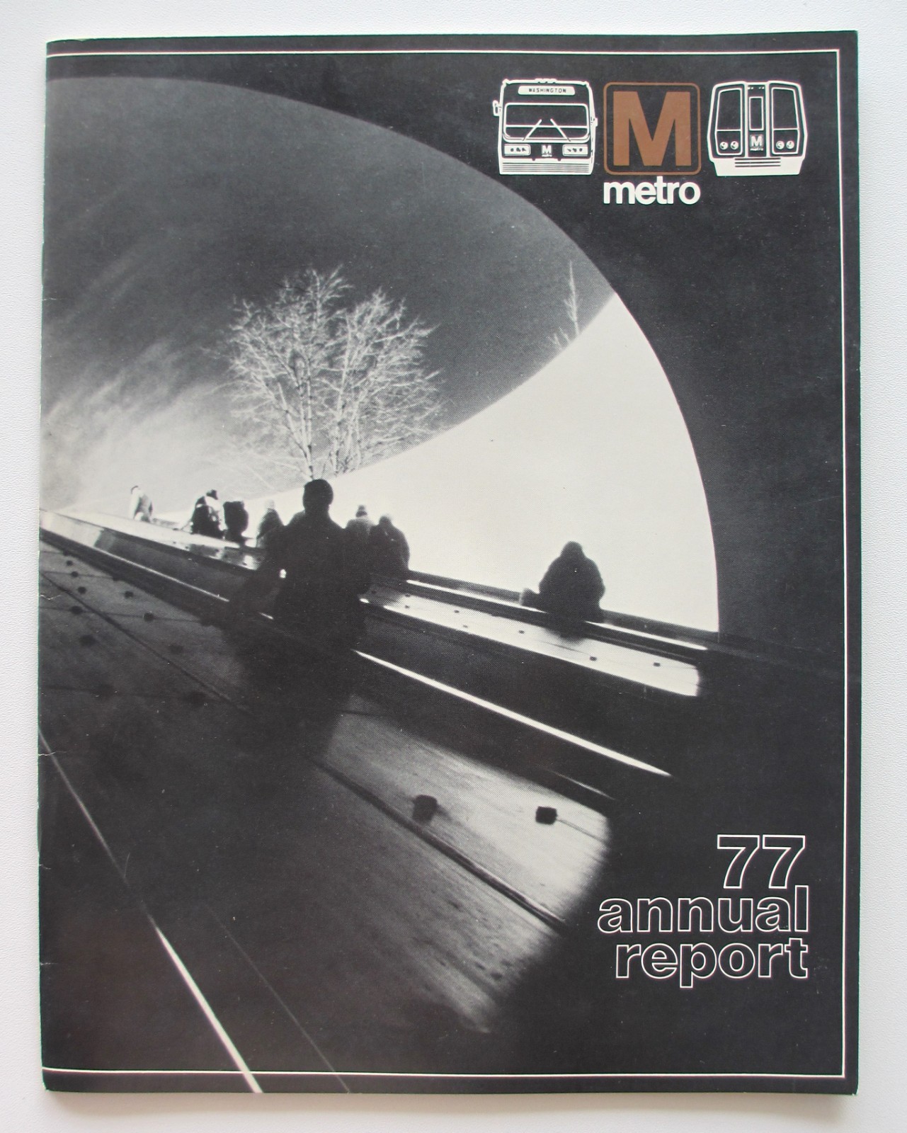 Vintage 1977 Washington DC Metro Annual Report Booklet Subway Bus Financials