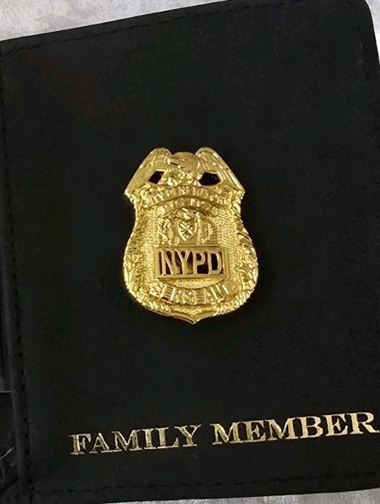 NYPD Sergeant Family Member Wallet Mini Badge. . 