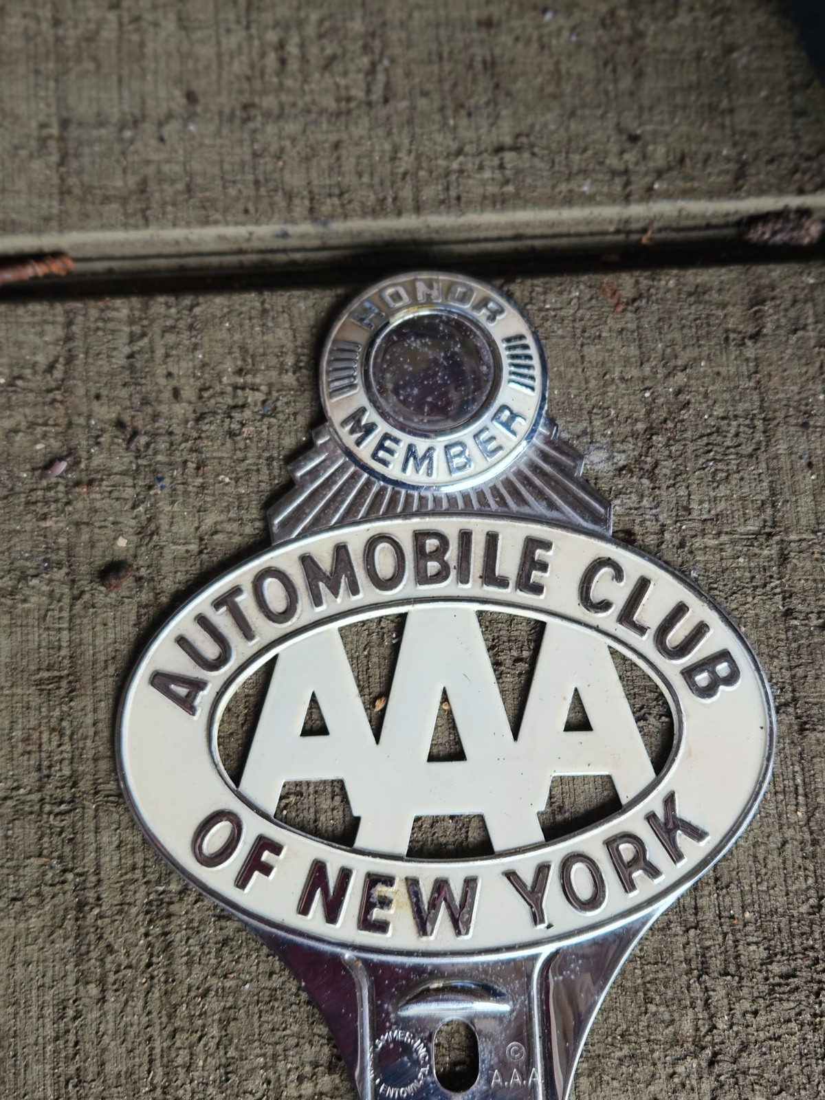 Vintage AAA Automobile Club New York Honor Member License Plate Topper Badge