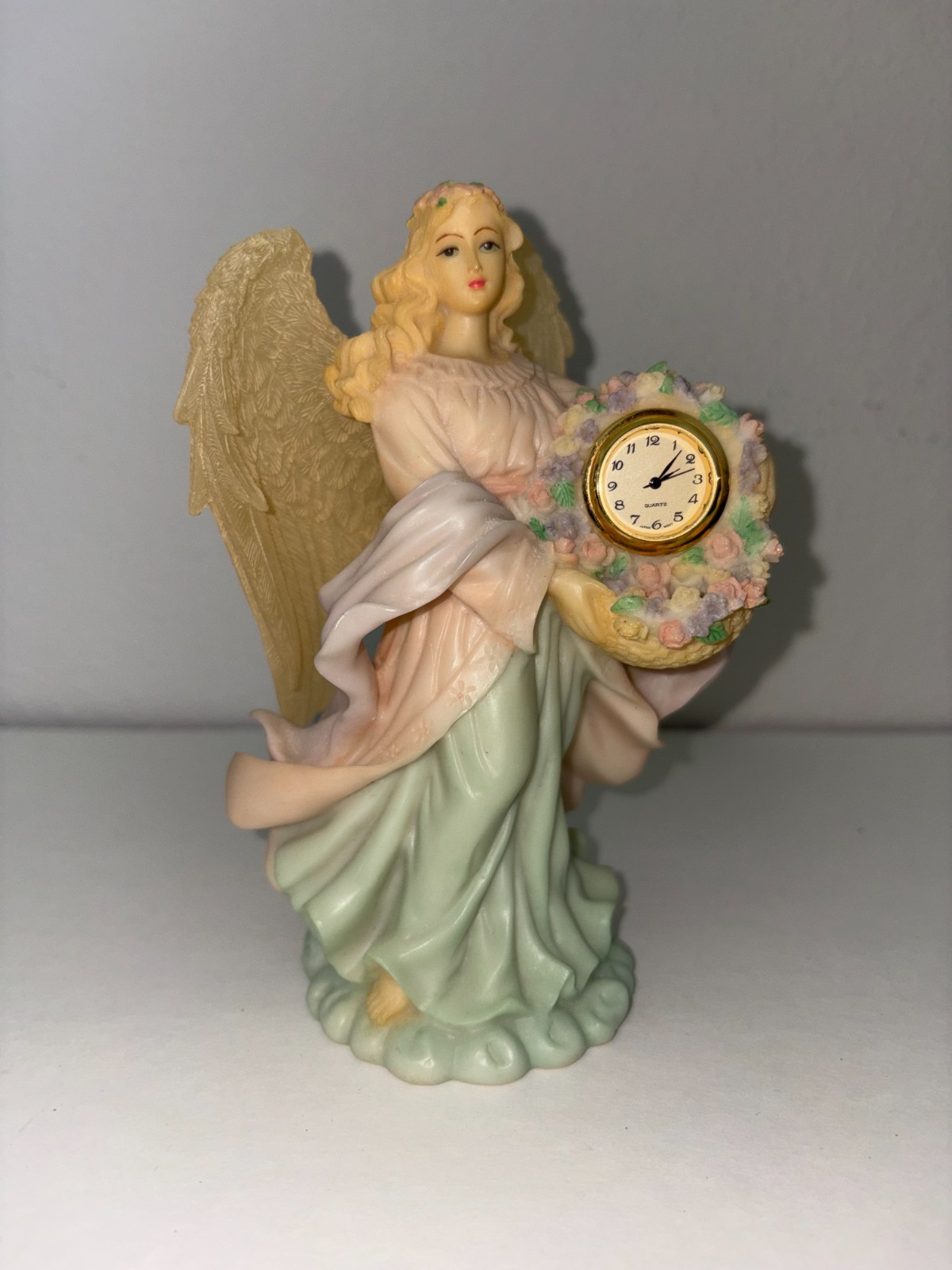 Vintage Pastel Resin Angel Figurine Quartz Clock Shabby Chic Cottagecore Decor