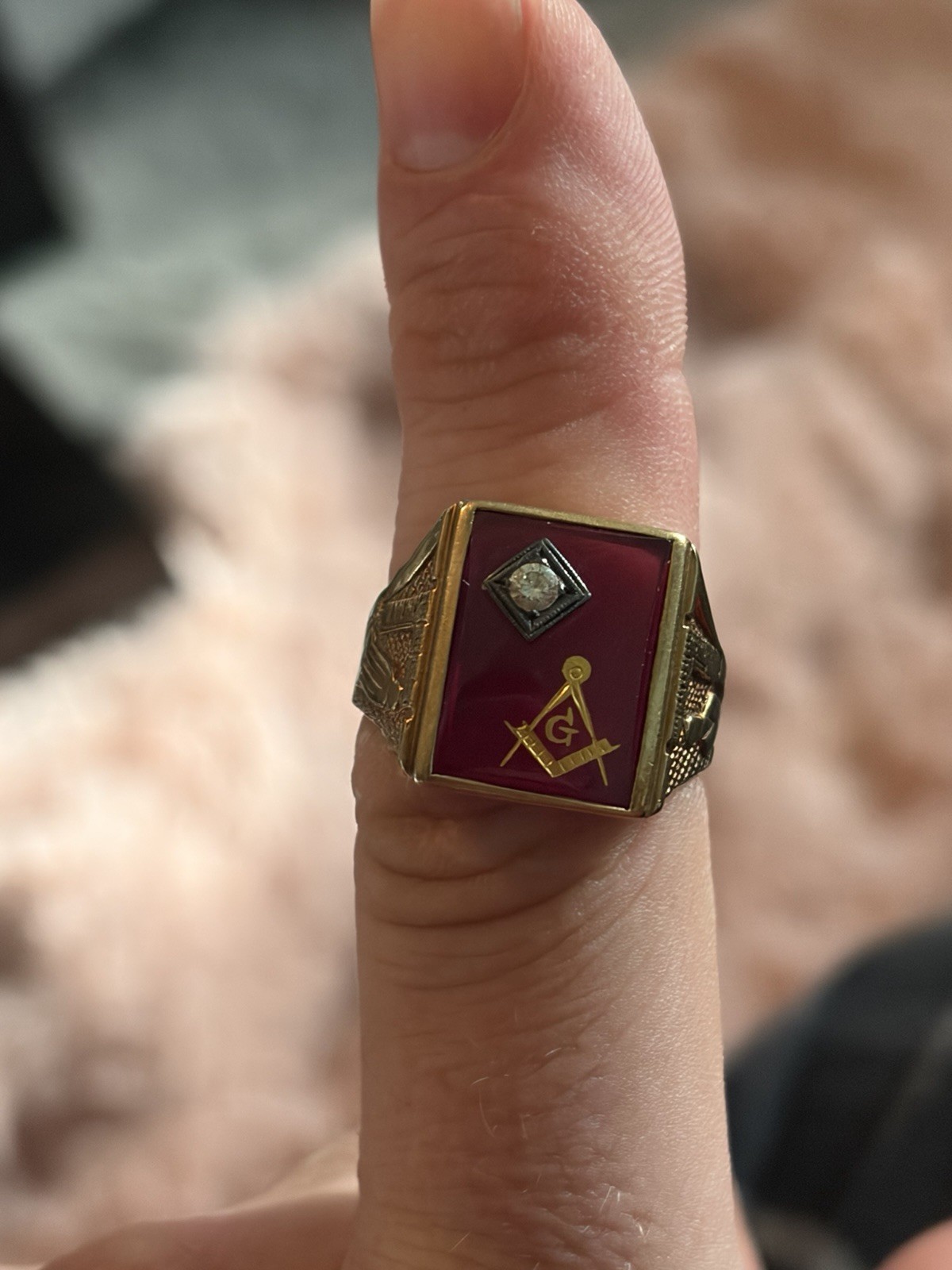 Vintage Art Deco Masonic Ring Signet 10 Kt 1930s-1940s Size 10 Ruby Glass