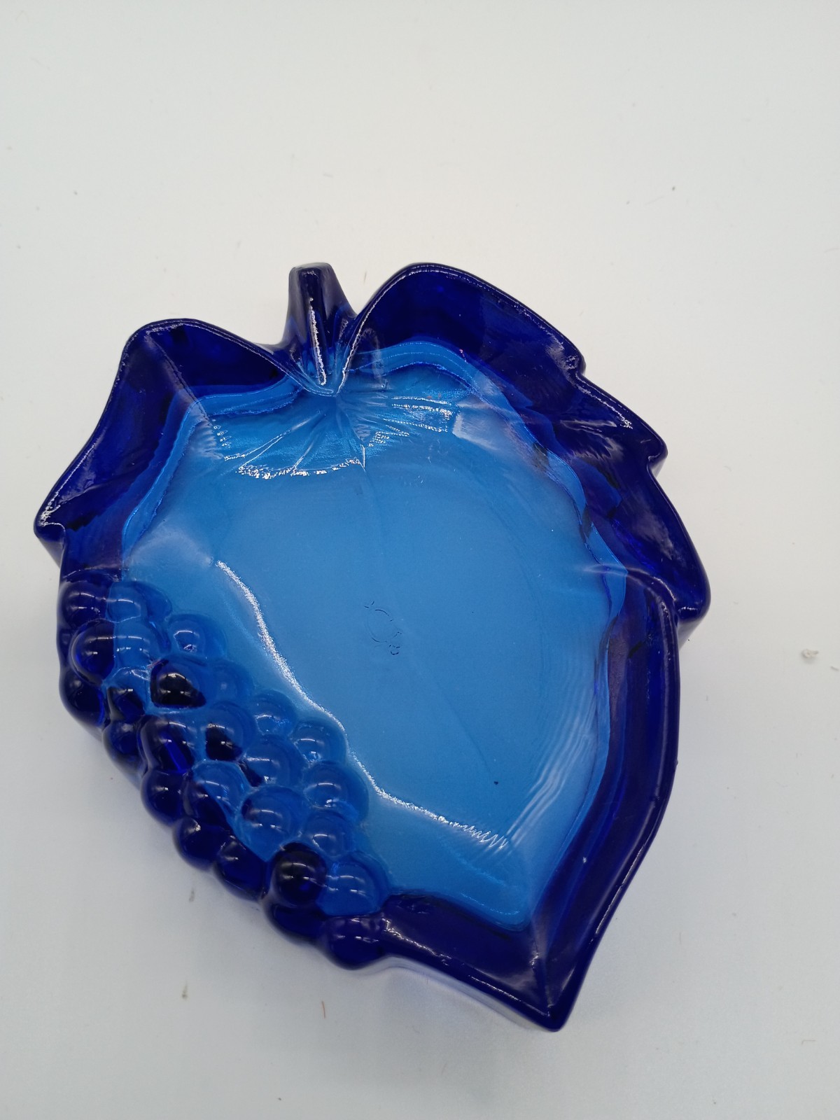 Vintage Imperial Glass Cobalt Grape Leaf Trinket / Soap or Candy Dish Vintage Imperial Glass Cobalt Grape Leaf Trinket / Soap or Candy Dish