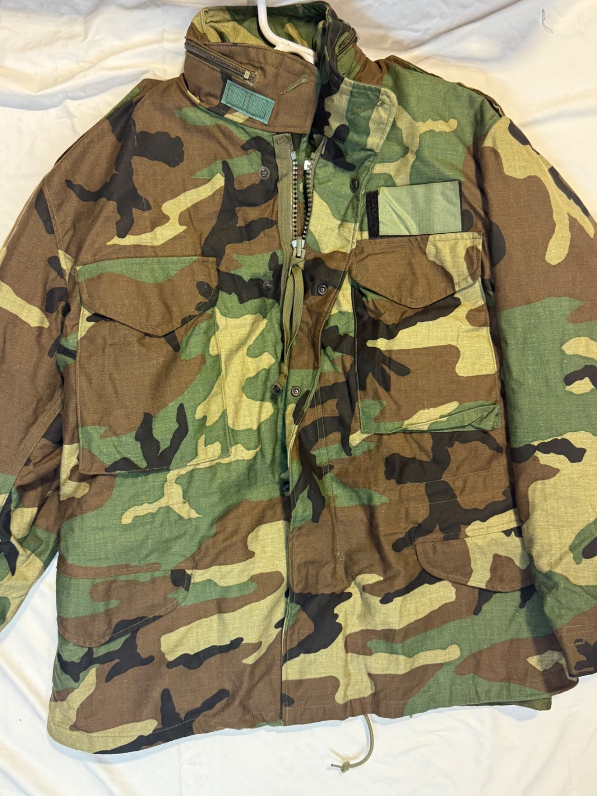 Vintage M-65 Field Jacket Woodland Camo Medium Reg USAF Coat Liner + Loose Tag