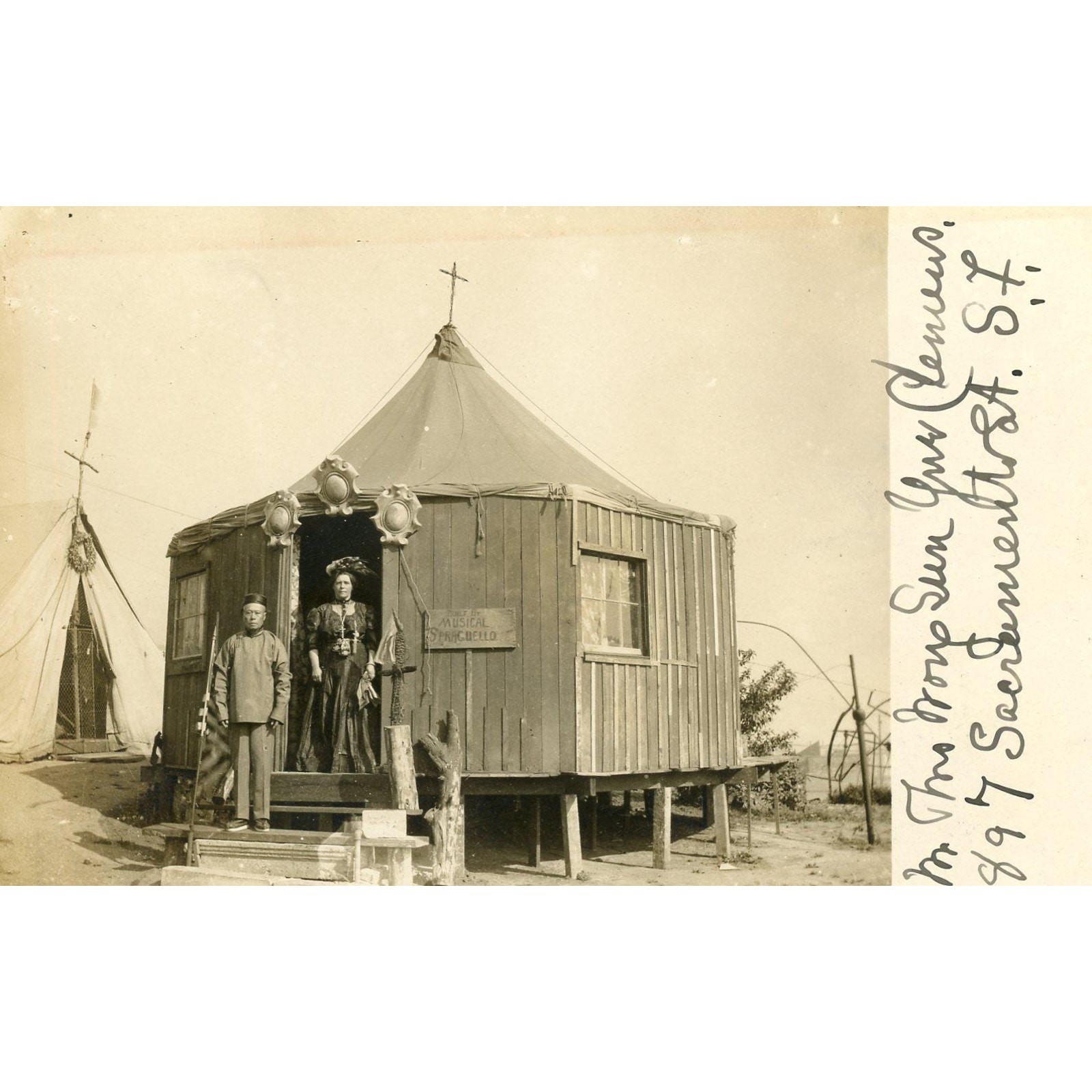 Postcard Real Photo , Asian Couple and Dwelling in San Francisco, CA. Z9