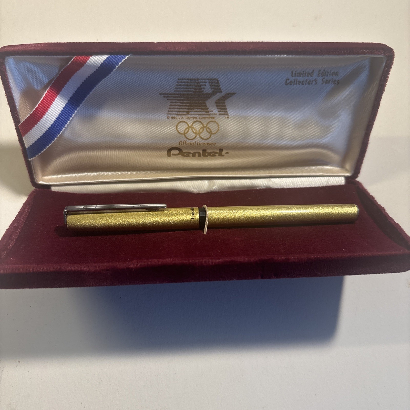 Summer Olympics Memorabilia 1984 Los Angeles Pen Pencil Set Limited Edition