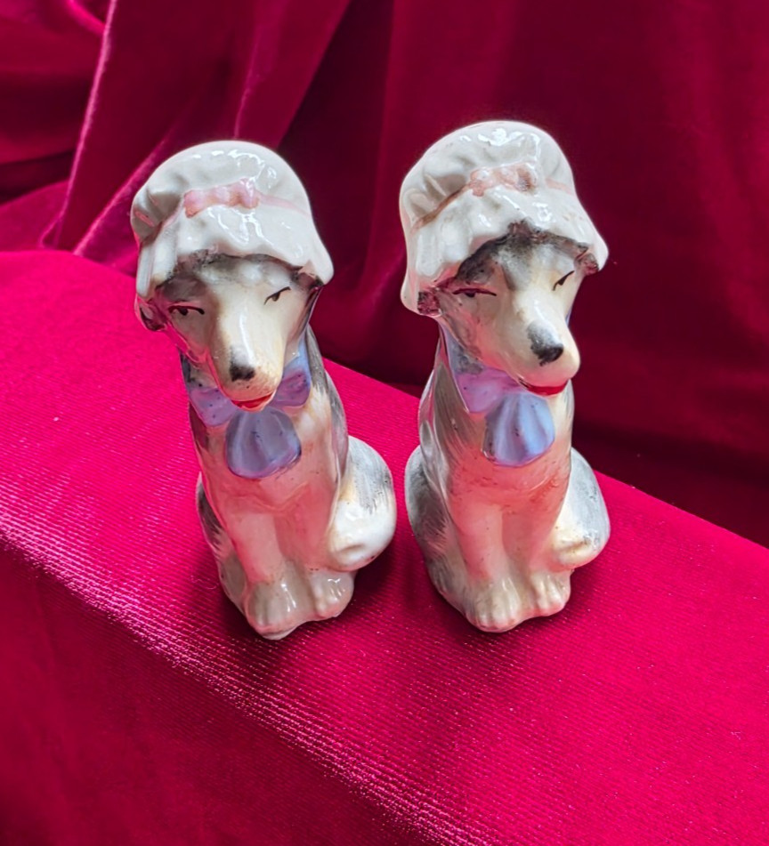 Vintage Wolf Bonnet Red Riding Hood Salt Pepper Shakers Japan