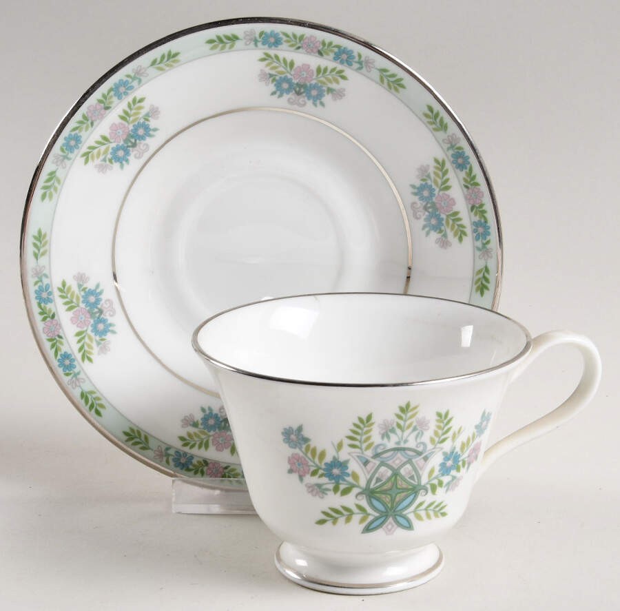 Oxford  Willow Tree Cup & Saucer 487536