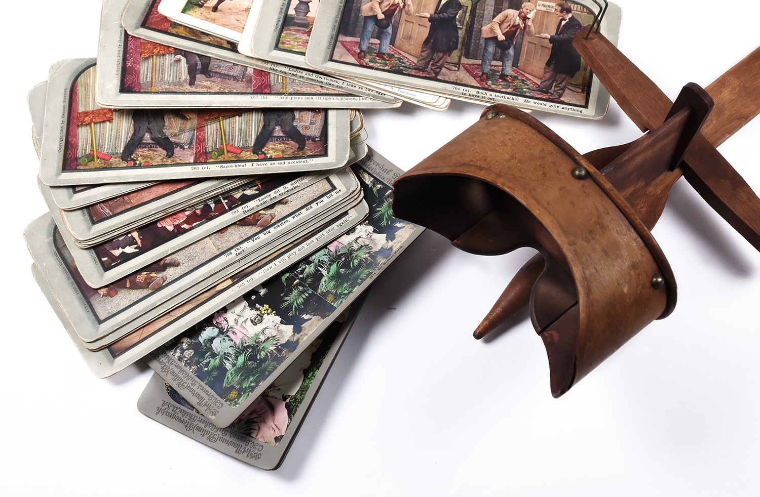 1895 Underwood Perfectscope Stereoscope Viewer with 30 Stereoview Cards Antique