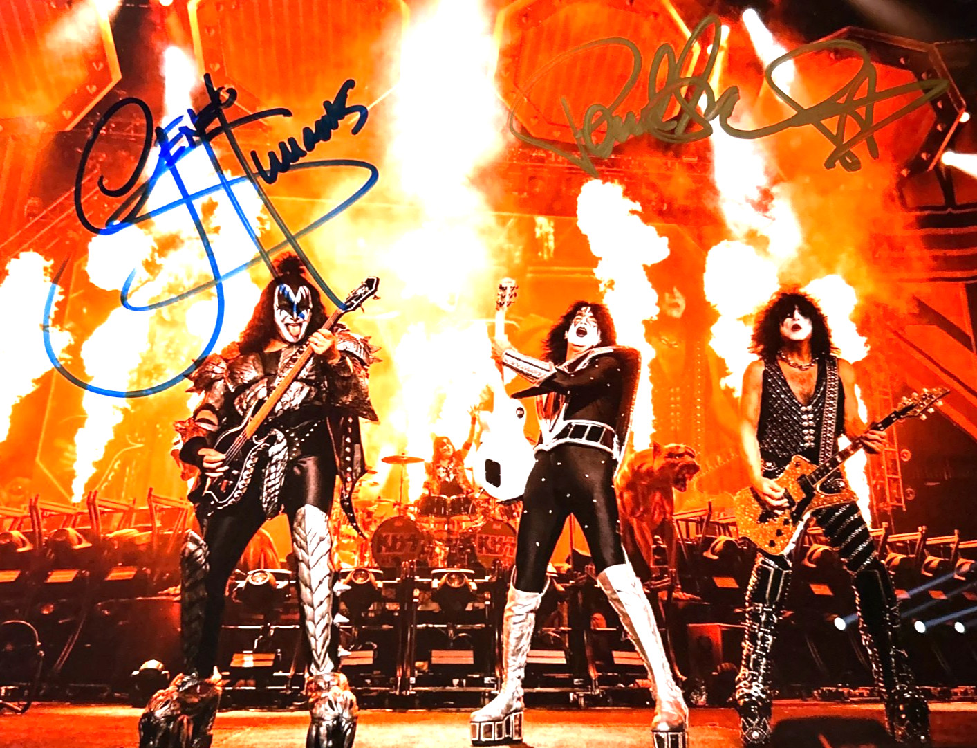 KISS Signed Gene Simmons, Paul Stanley 8x10\