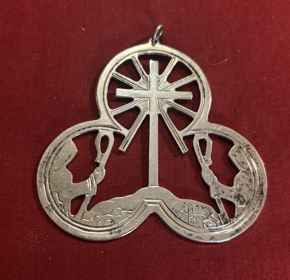 Lunt Sterling Silver Nativity Ornament 1972