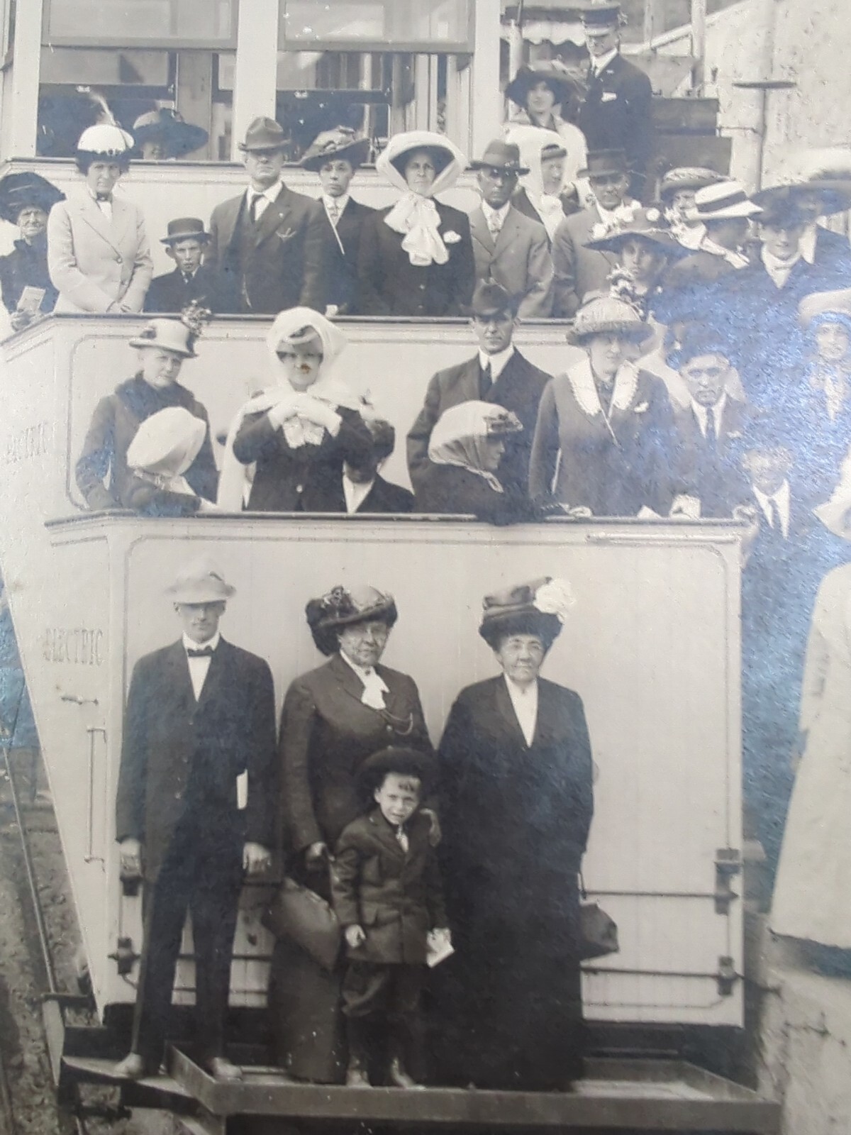RARE Vintage Photo c. 1910 Mt. Lowe Echo Mountain Railroad Trolley Trip Ye Alpin
