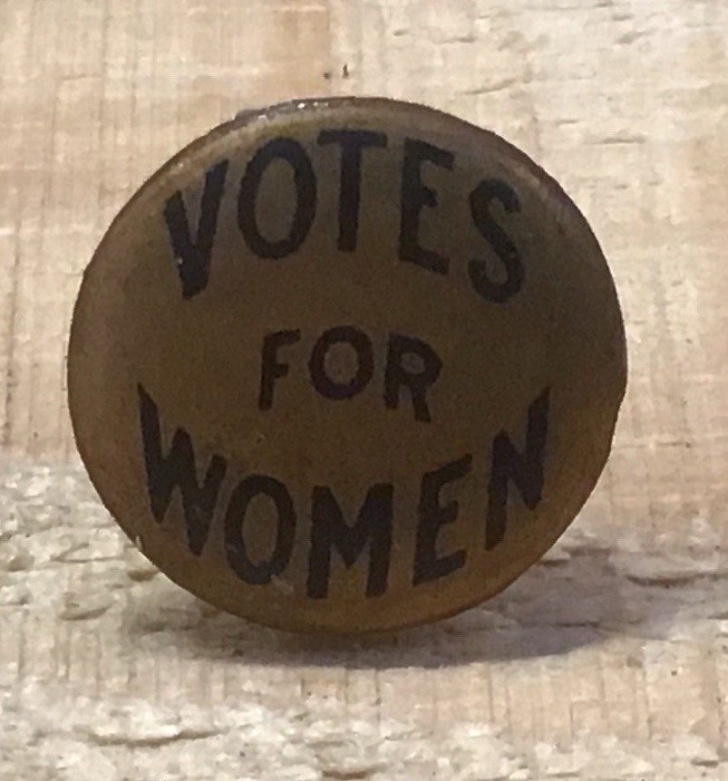 Vintage 1915-1916 Votes For Women Suffrage Movement pinback button