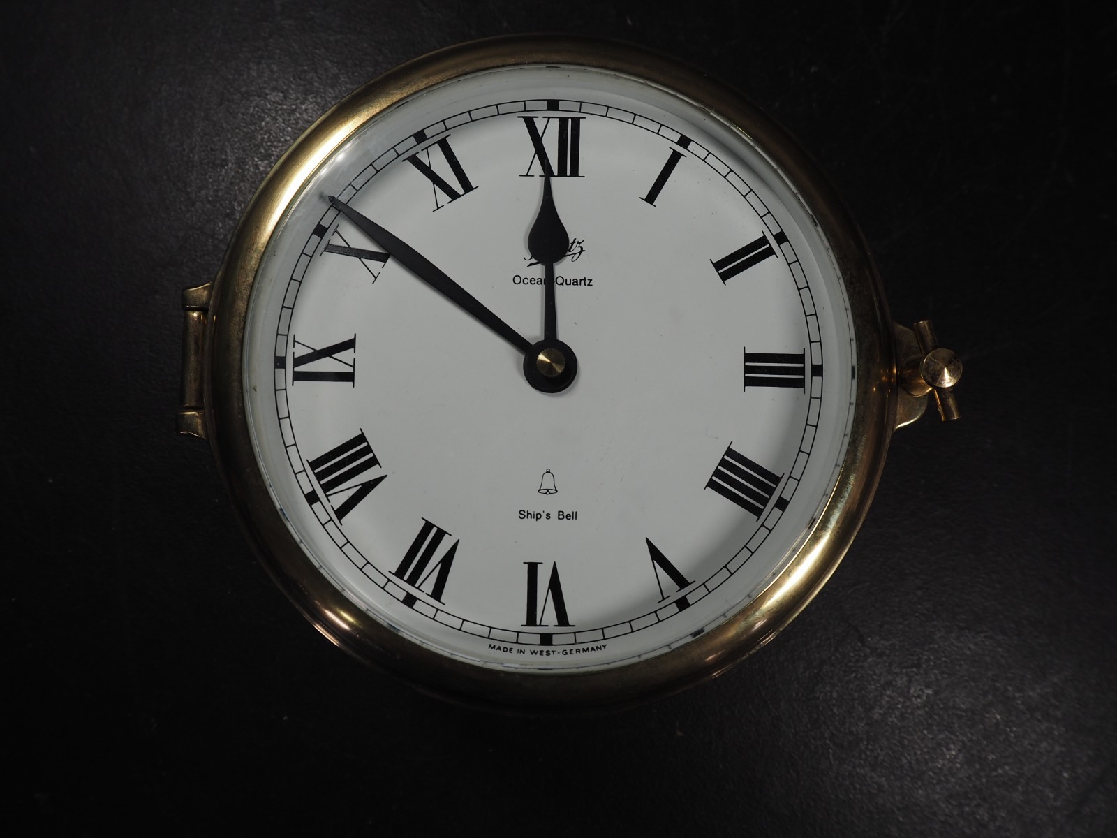 ship\'s bell clock Schatz brass ocean quartz  (bell not working)