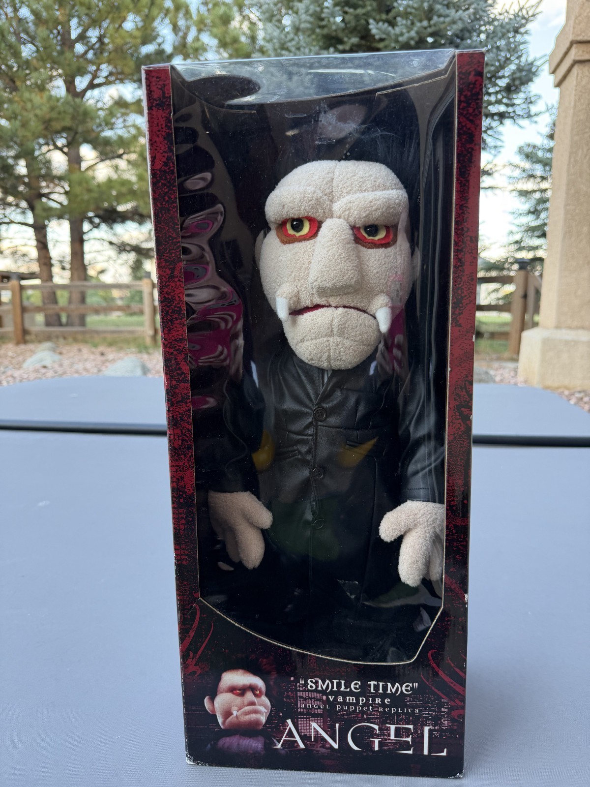 Smile Time Vampire Angel Puppet Replica Diamond Select Limited Edition Buffy