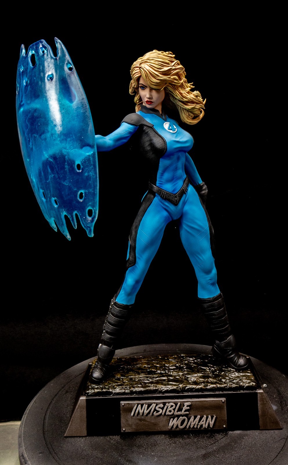 Sue Storm Invisible Woman Resin Figure Pro Painted 1/6 Scale + Signed COA