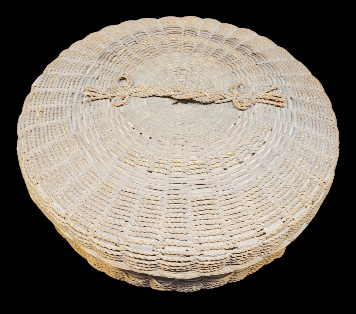 Antique Rare Native American Passamaquoddy Braided Sweetgrass Sewing Basket Antique Rare Native American Passamaquoddy Braided Sweetgrass Sewing Basket