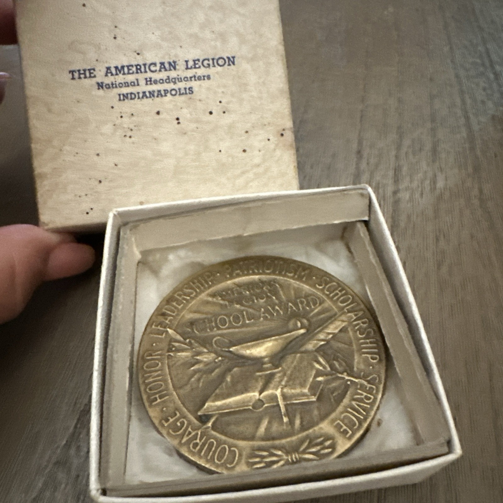 Vintage AMERICAN LEGION SCHOOL AWARD medallion, 2.5\